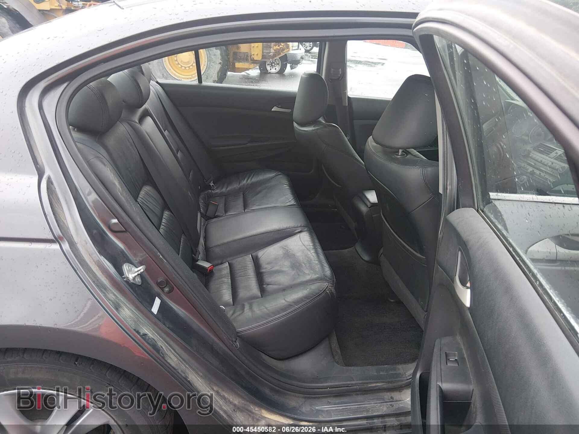 2011 HONDA ACCORD - VIN: 1HGCP2F61BA061372 - Photo 8