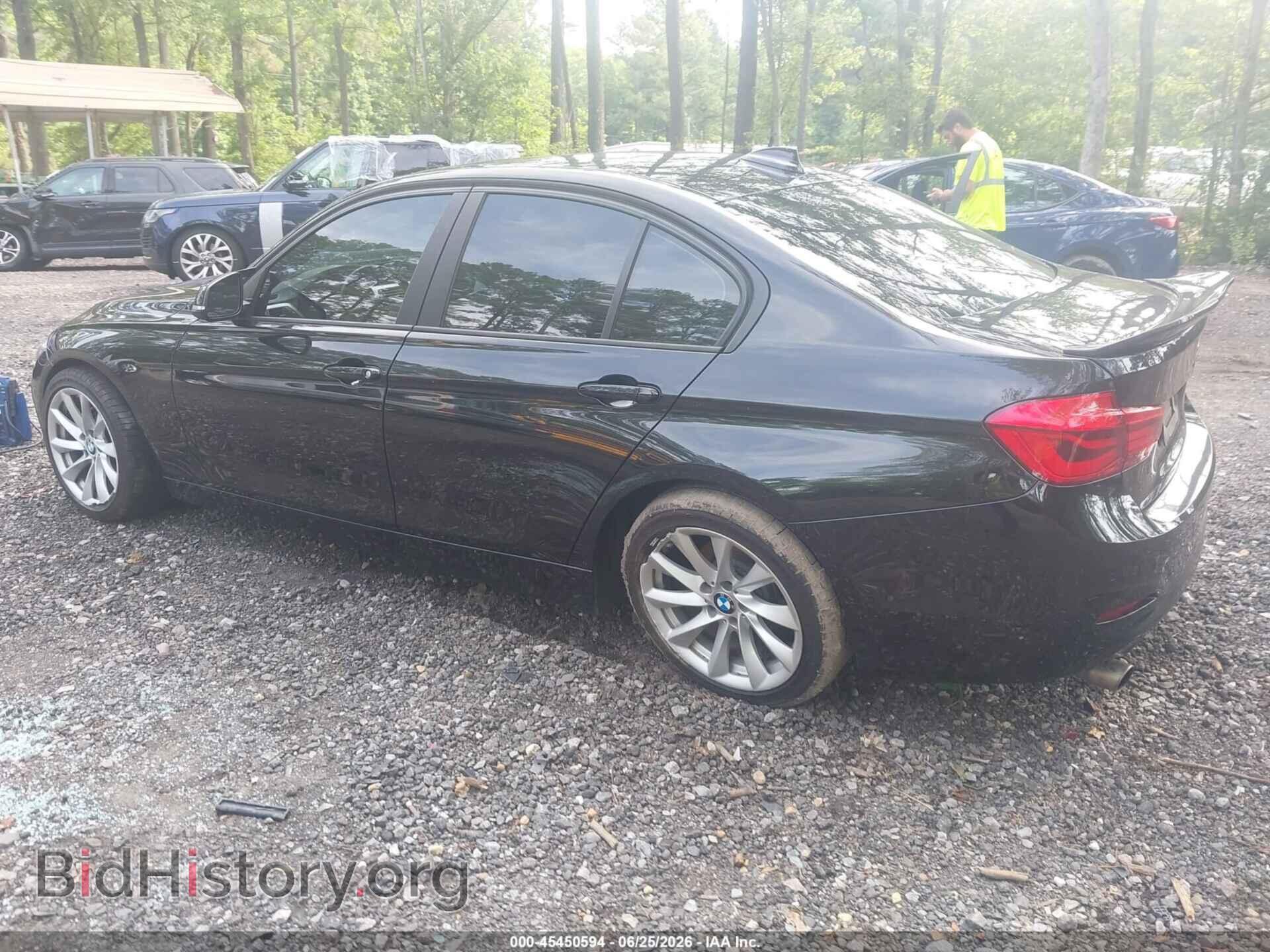 2018 BMW 320I - VIN: WBA8A3C5XJA489654 - Фото 3