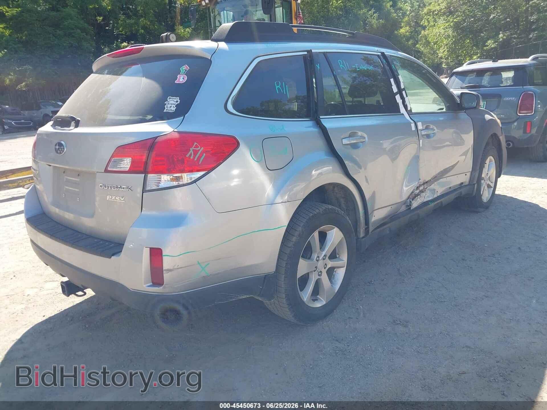 2013 SUBARU OUTBACK - VIN: 4S4BRBGC8D3292703 - Photo 4