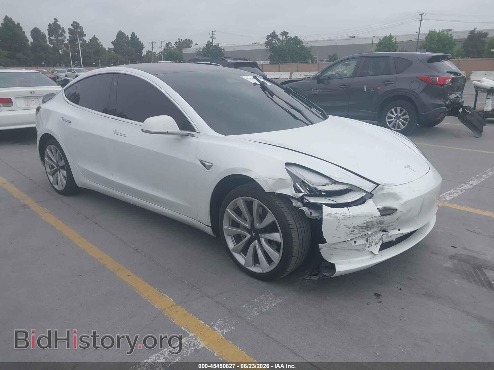 Фотография 5YJ3E1EA4JF164585 - TESLA MODEL 3 2018