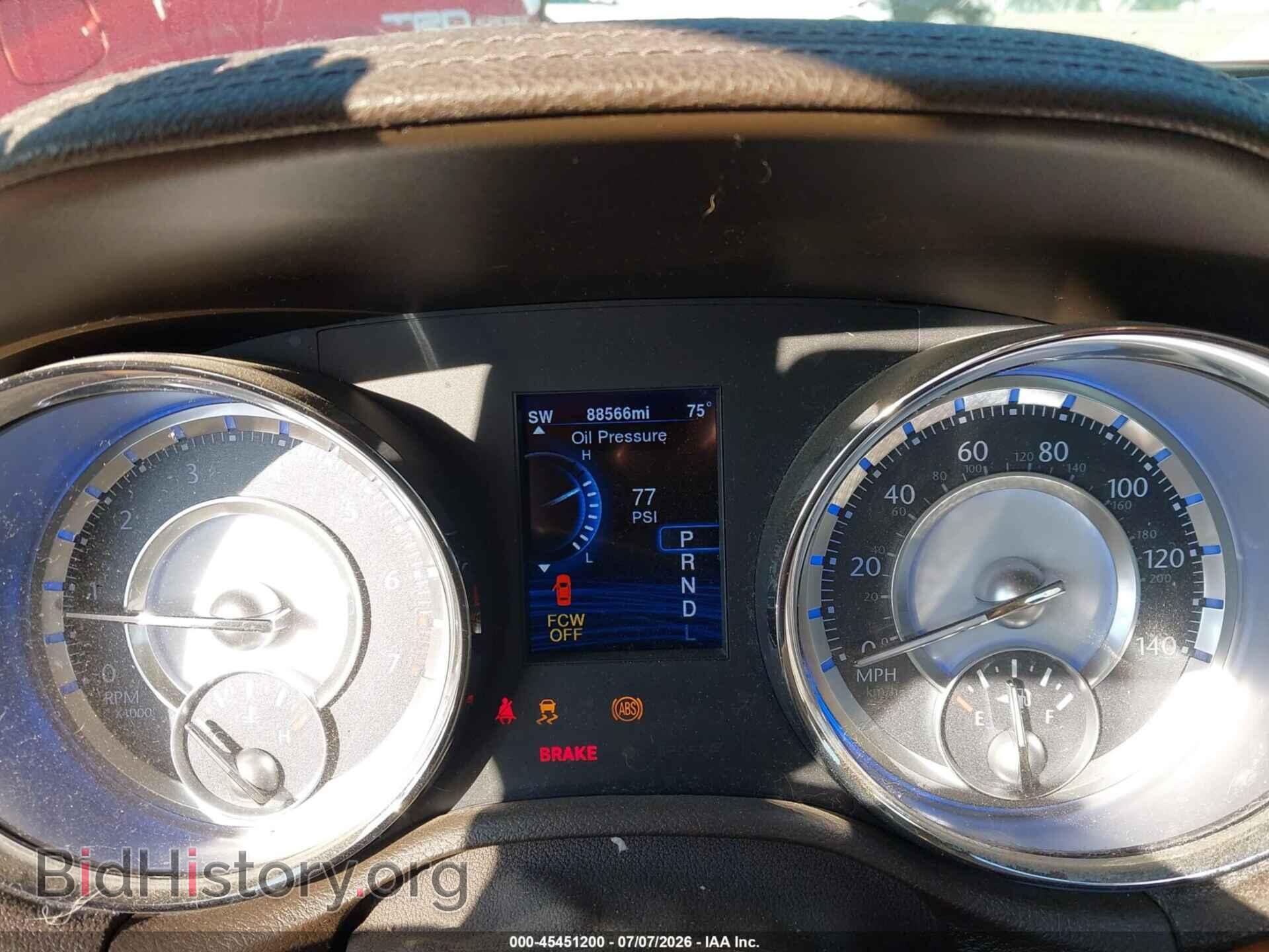 2014 CHRYSLER 300C - VIN: 2C3CCAEG5EH308580 - Фото 7