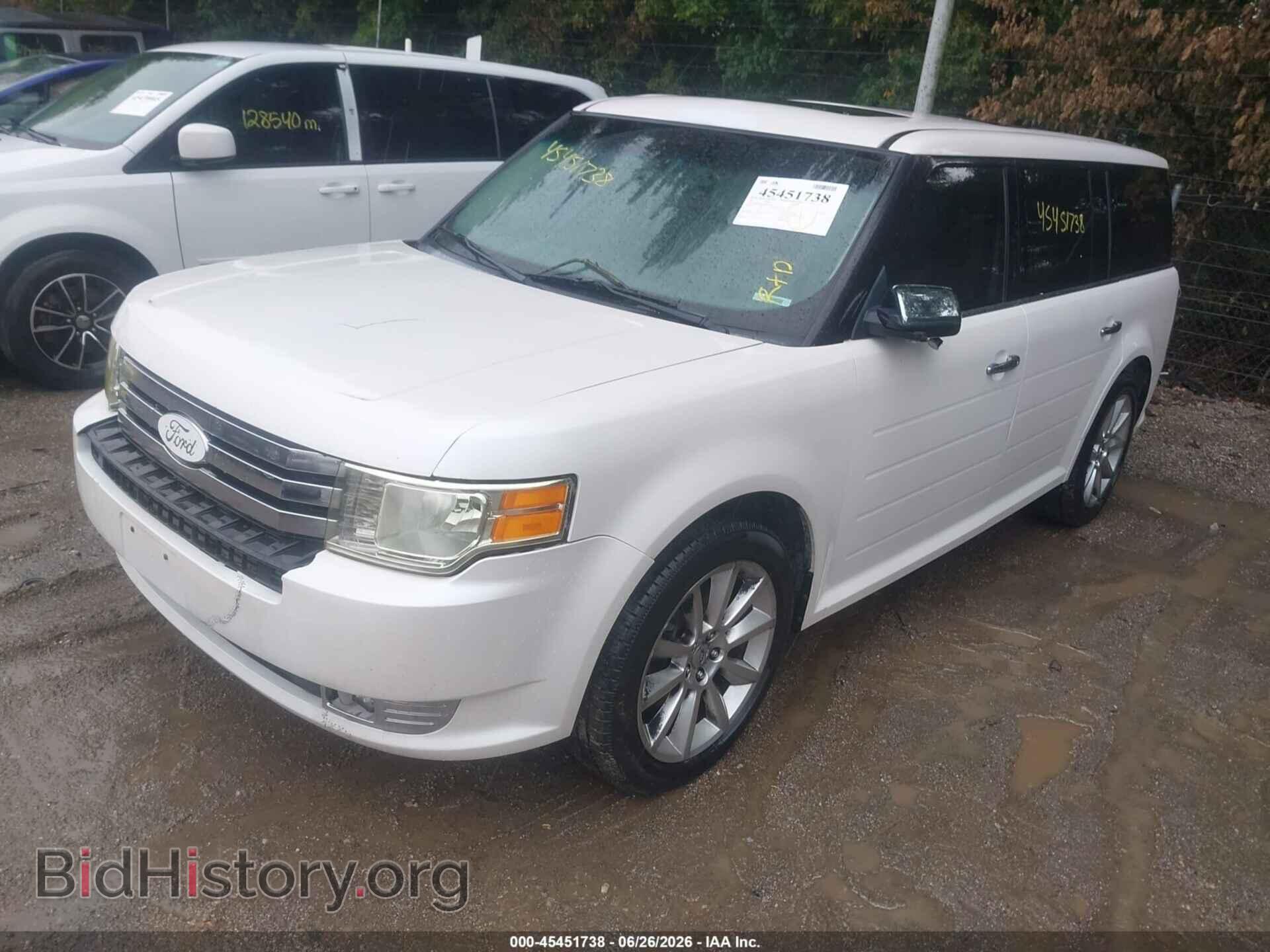 2011 FORD FLEX - VIN: 2FMGK5DCXBBD02077 - Photo 2