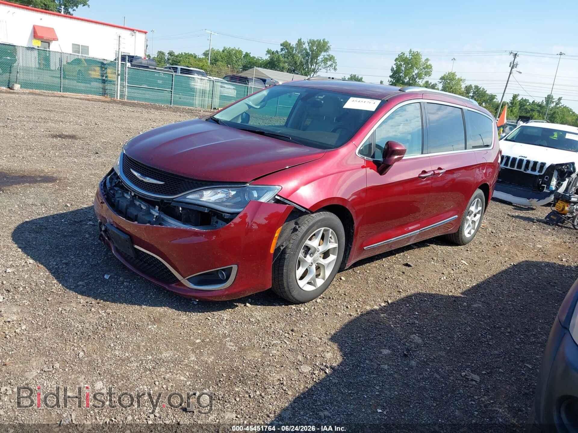 2017 CHRYSLER PACIFICA - VIN: 2C4RC1EG3HR518812 - Photo 2