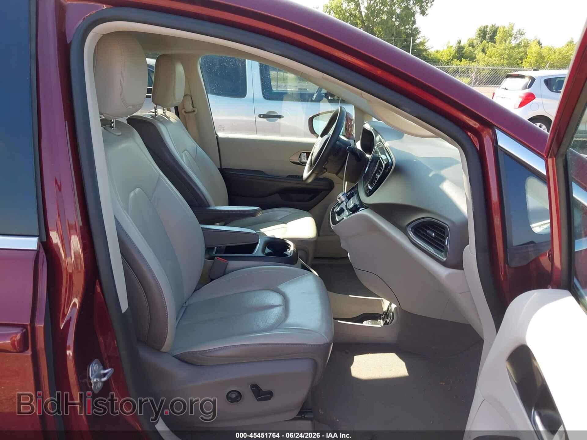 2017 CHRYSLER PACIFICA - VIN: 2C4RC1EG3HR518812 - Photo 5