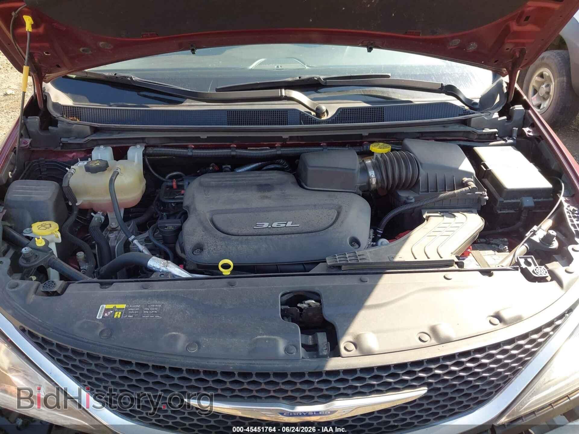 2017 CHRYSLER PACIFICA - VIN: 2C4RC1EG3HR518812 - Photo 10