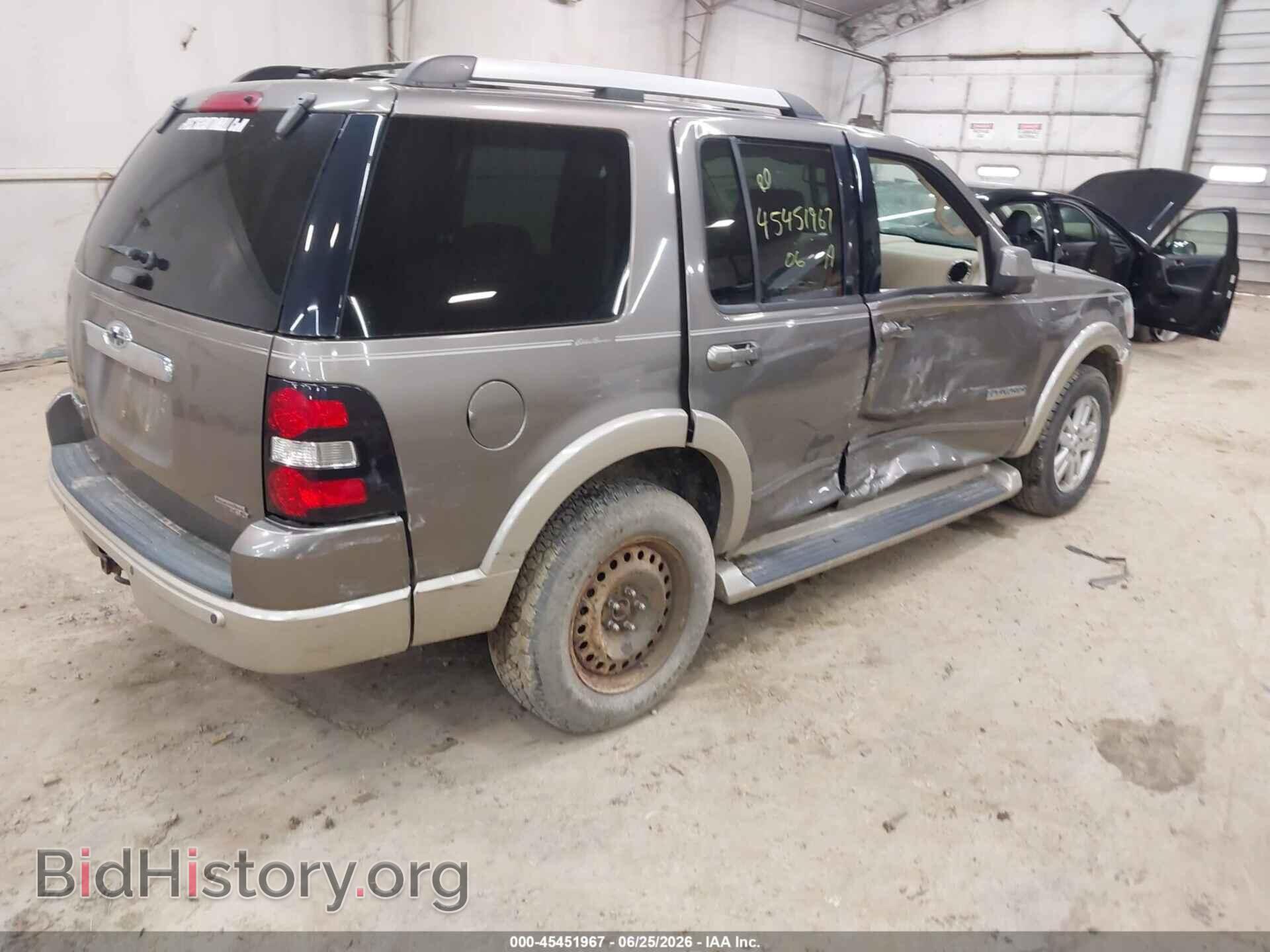 2006 FORD EXPLORER - VIN: 1FMEU74E36UB09560 - Photo 4