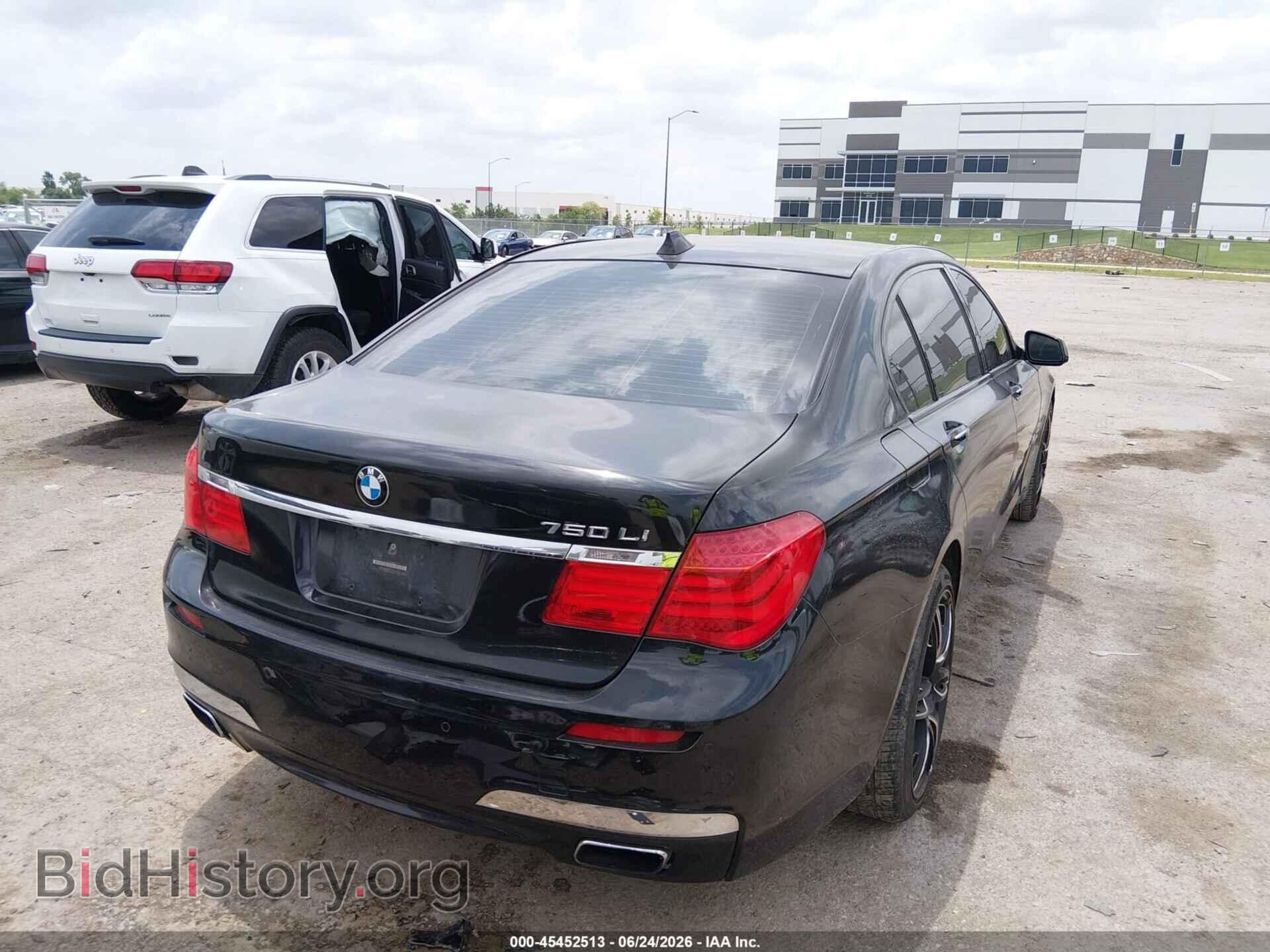 2010 BMW 750LI - VIN: WBAKB8C59ACY63398 - Фото 4