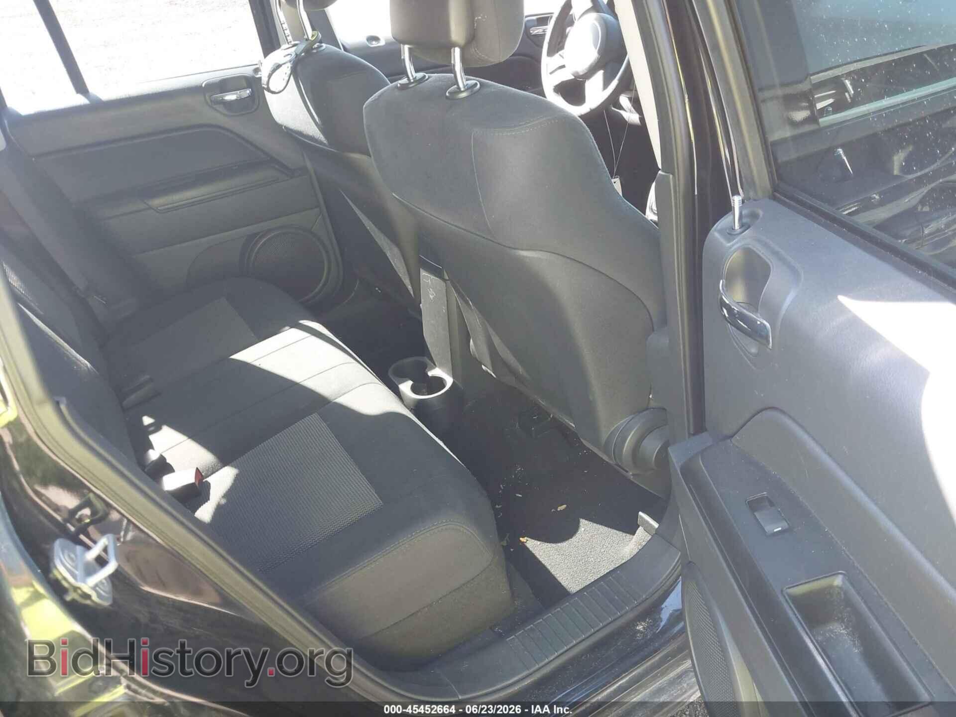 2012 JEEP COMPASS - VIN: 1C4NJCBA1CD580110 - Photo 8