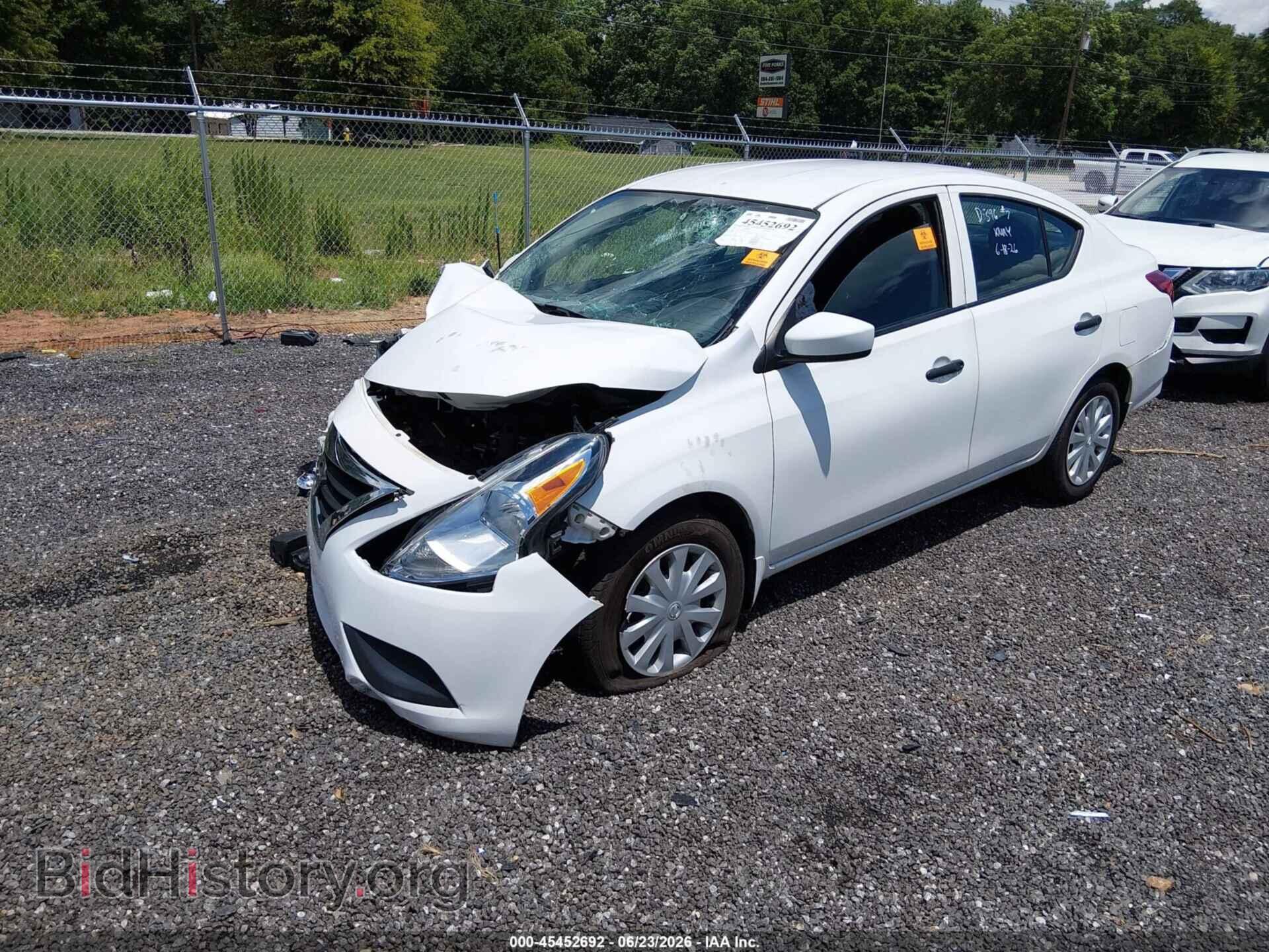 2017 NISSAN VERSA - VIN: 3N1CN7AP3HL821436 - Photo 2