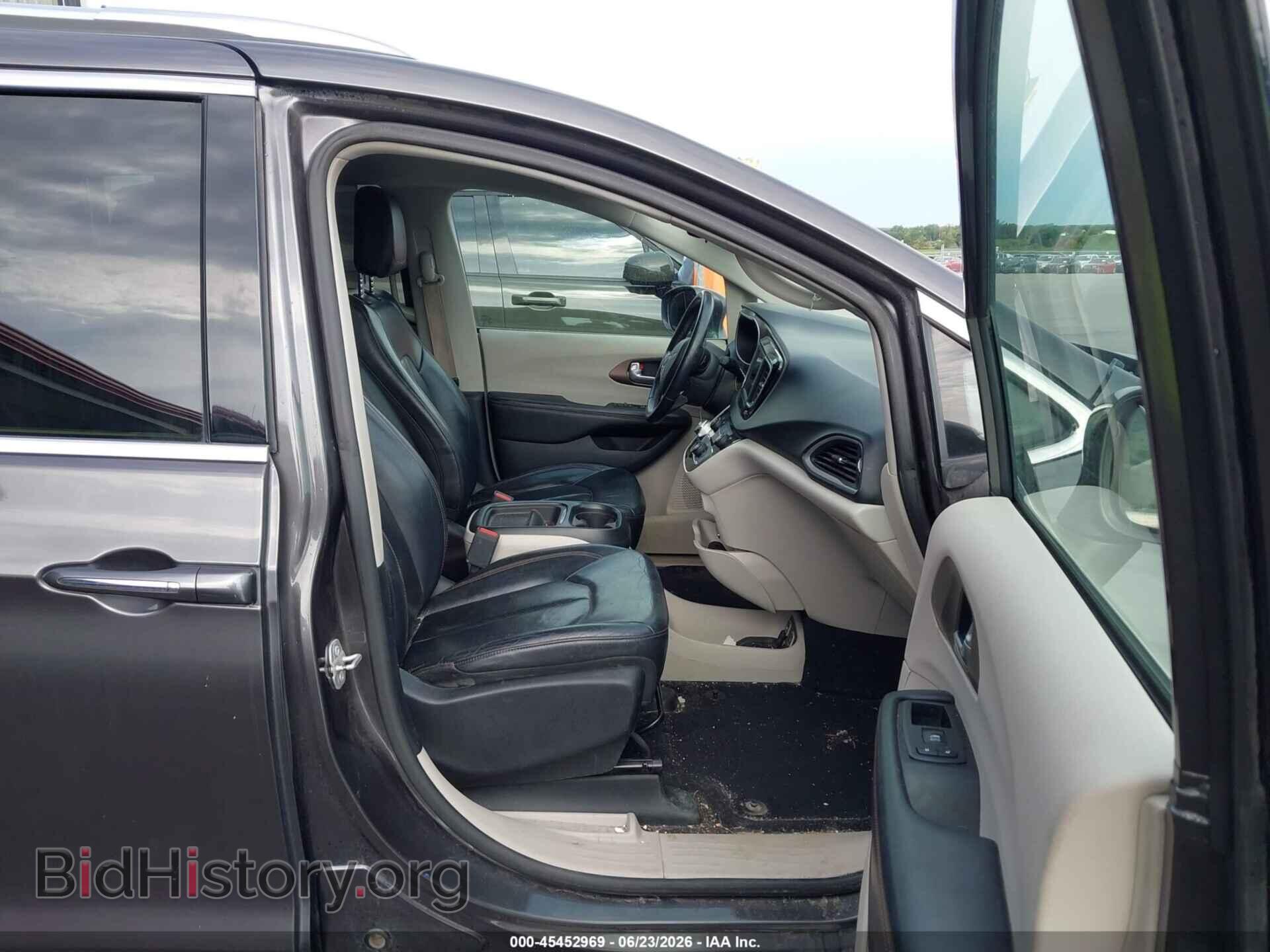 2018 CHRYSLER PACIFICA - VIN: 2C4RC1BG1JR185794 - Photo 5