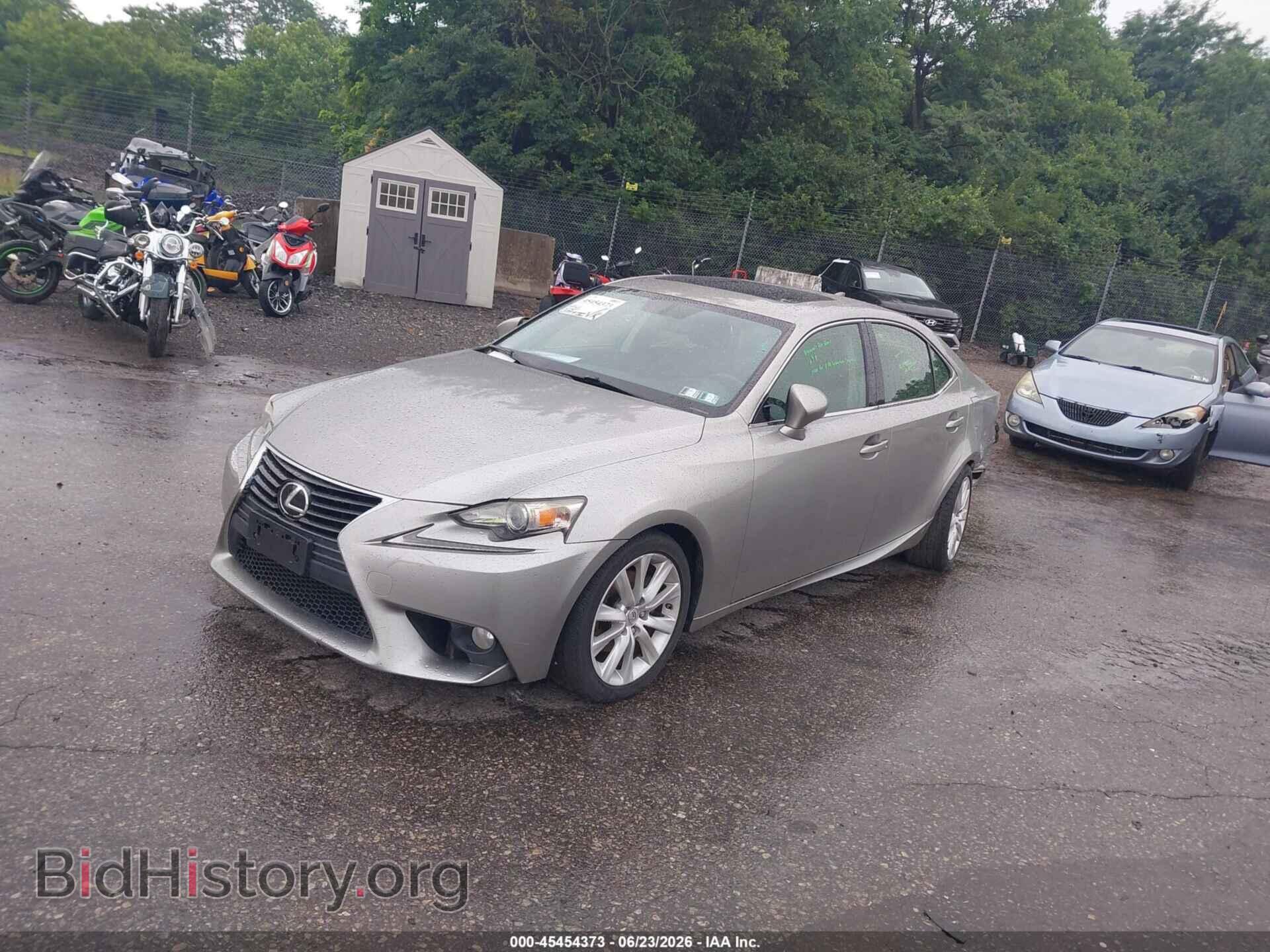 2014 LEXUS IS 250 - VIN: JTHBF1D22E5016976 - Photo 2