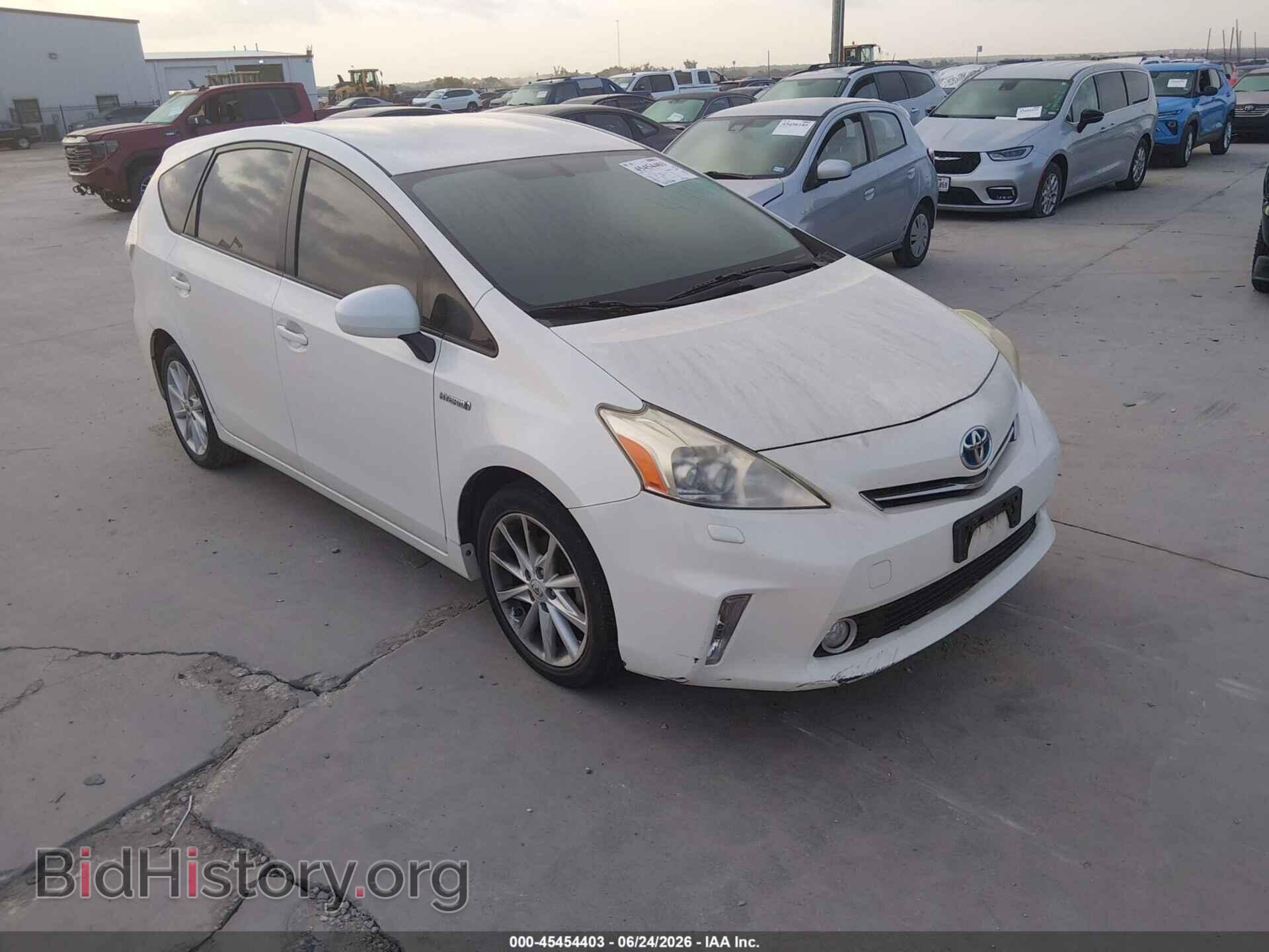 Photo JTDZN3EU8C3139446 - TOYOTA PRIUS V 2012