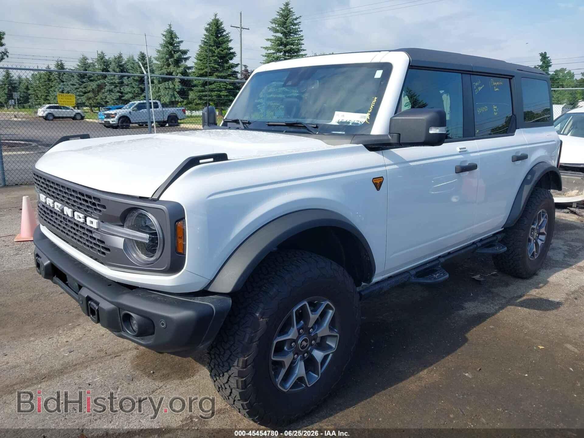 2023 FORD BRONCO - VIN: 1FMEE5DP7PLB50994 - Photo 2