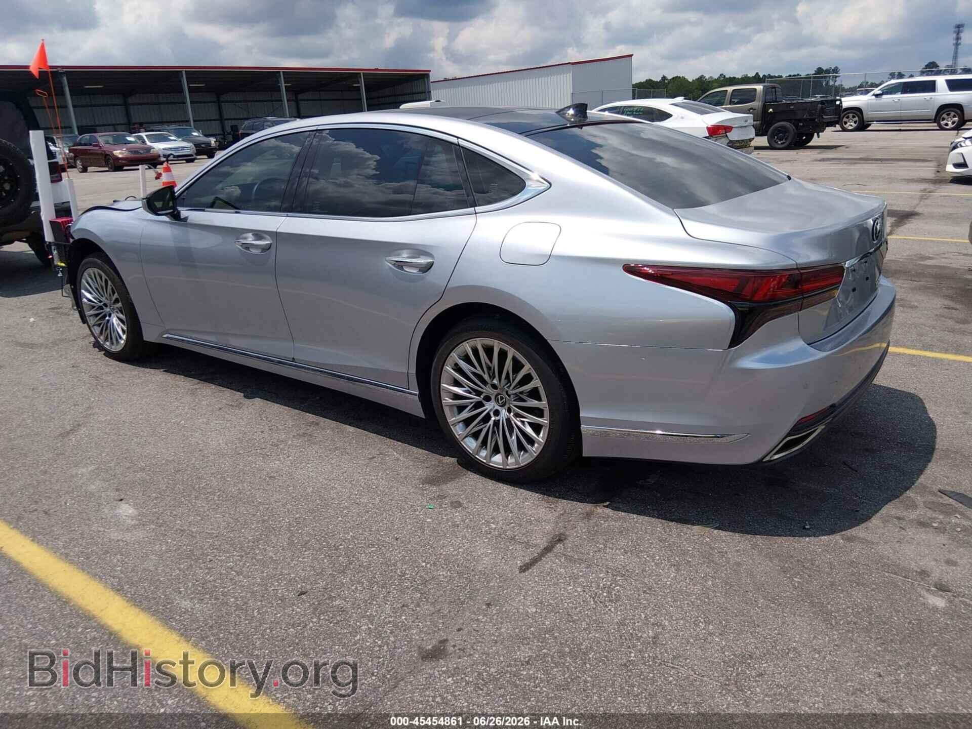 2024 LEXUS LS 500 - VIN: JTHD51FF9R5020217 - Photo 3