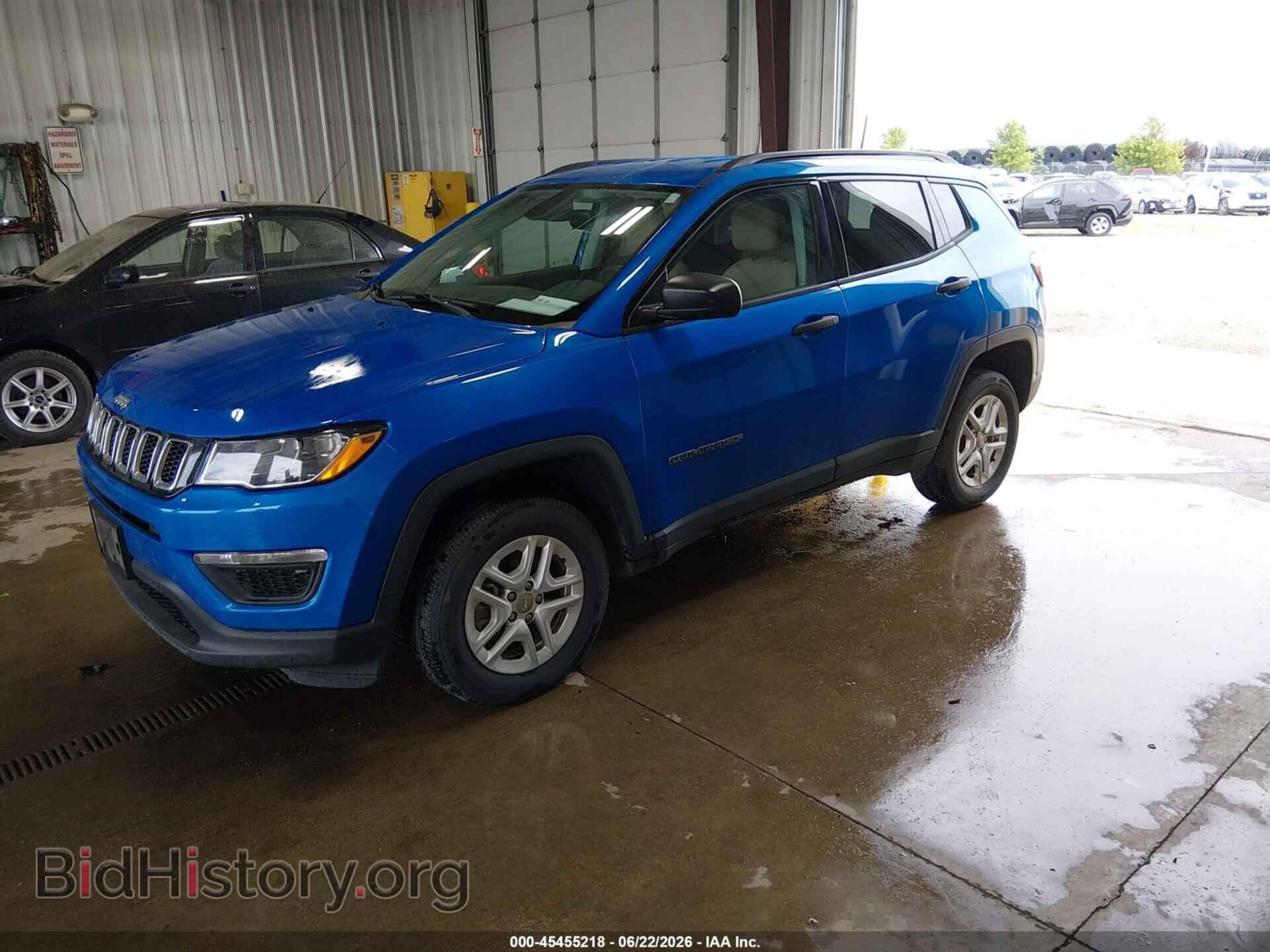 2018 JEEP COMPASS - VIN: 3C4NJDAB0JT422803 - Фото 2
