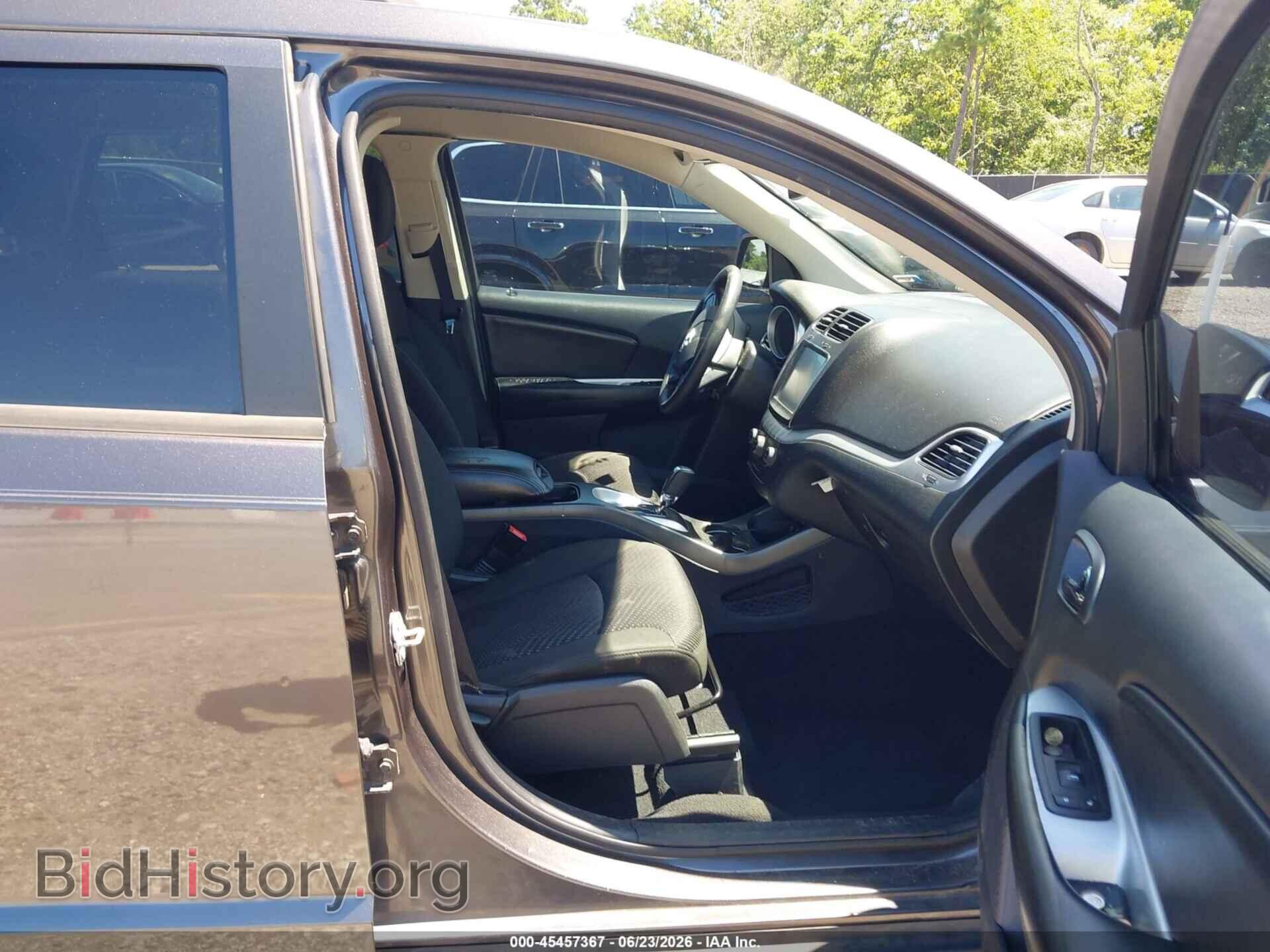 2019 DODGE JOURNEY - VIN: 3C4PDCBG9KT870222 - Фото 5