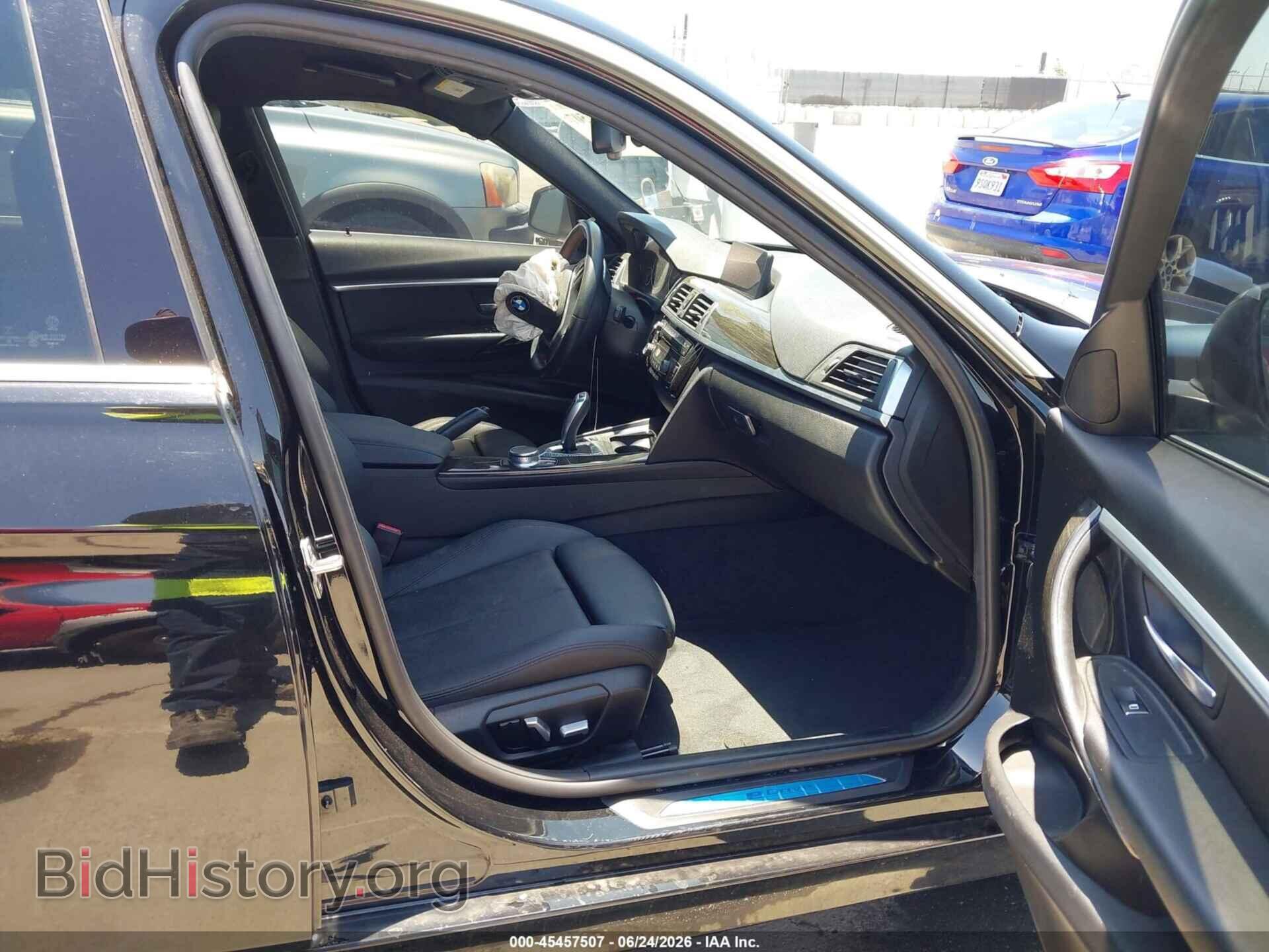 2017 BMW 330E - VIN: WBA8E1C31HA029106 - Фото 5