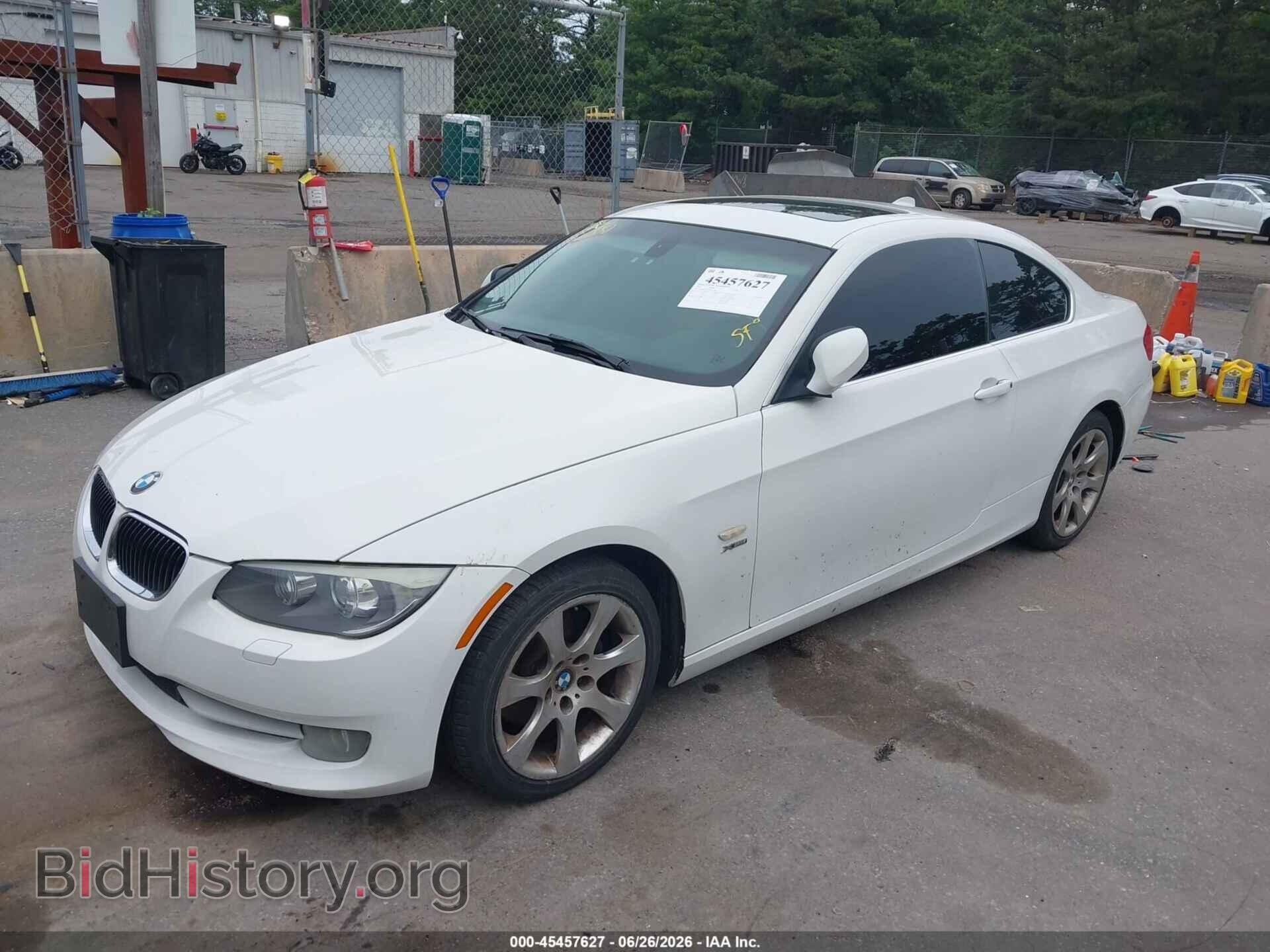 2011 BMW 328I - VIN: WBAKF5C50BE655998 - Фото 2