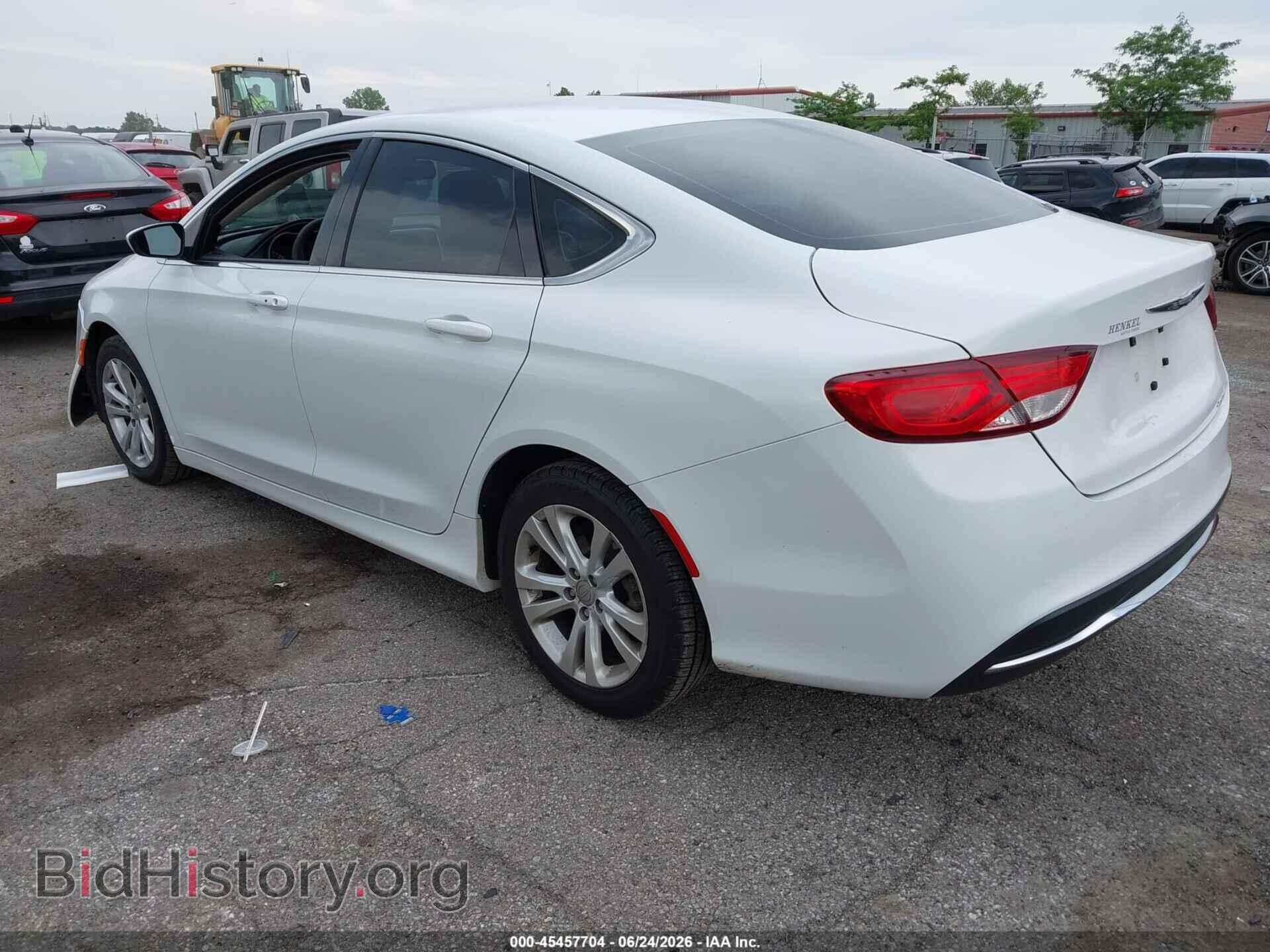 2015 CHRYSLER 200 - VIN: 1C3CCCAB1FN600628 - Photo 3