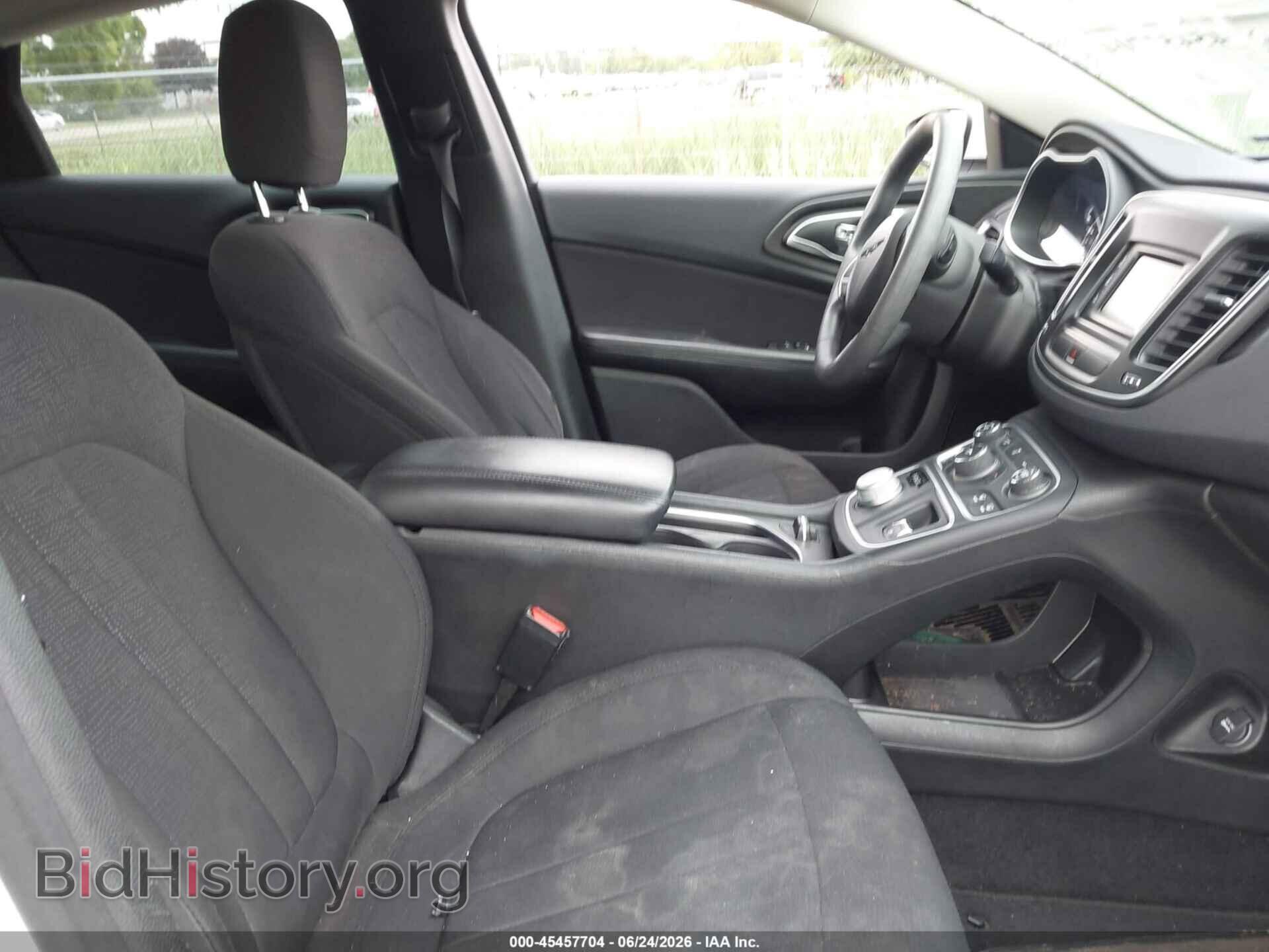 2015 CHRYSLER 200 - VIN: 1C3CCCAB1FN600628 - Photo 5
