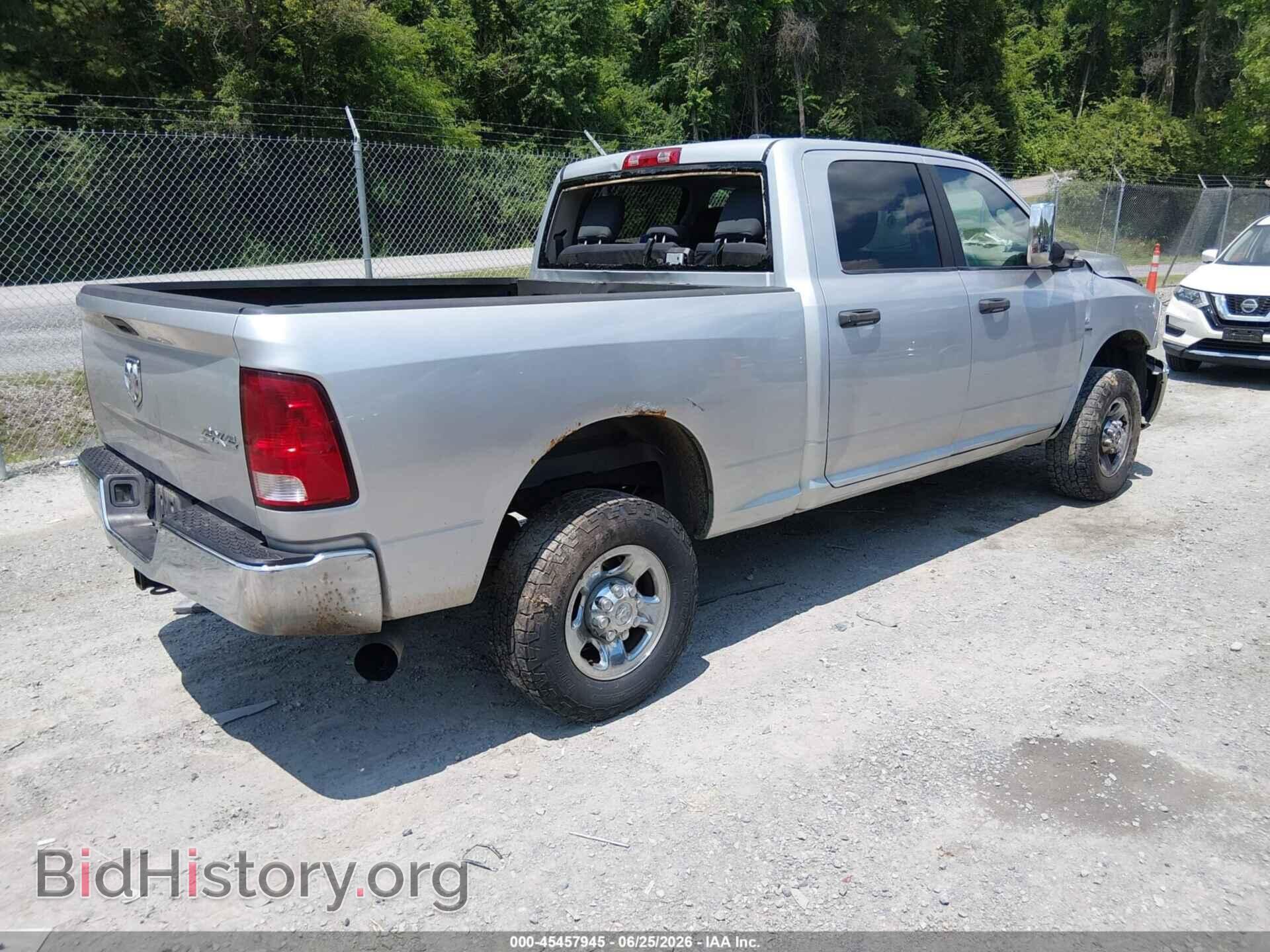2012 RAM 3500 - VIN: 3C63D3CL2CG238433 - Photo 4