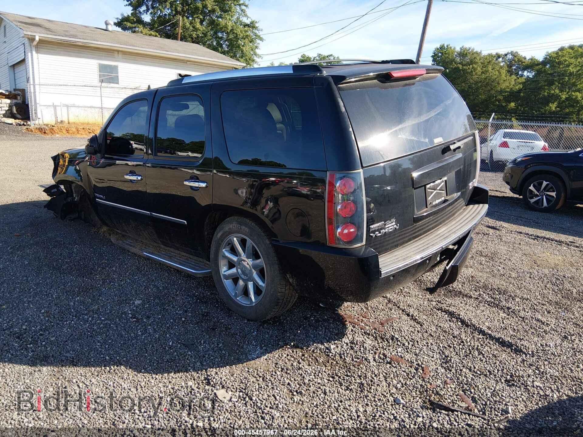 2011 GMC YUKON - VIN: 1GKS1EEF7BR190303 - Photo 3