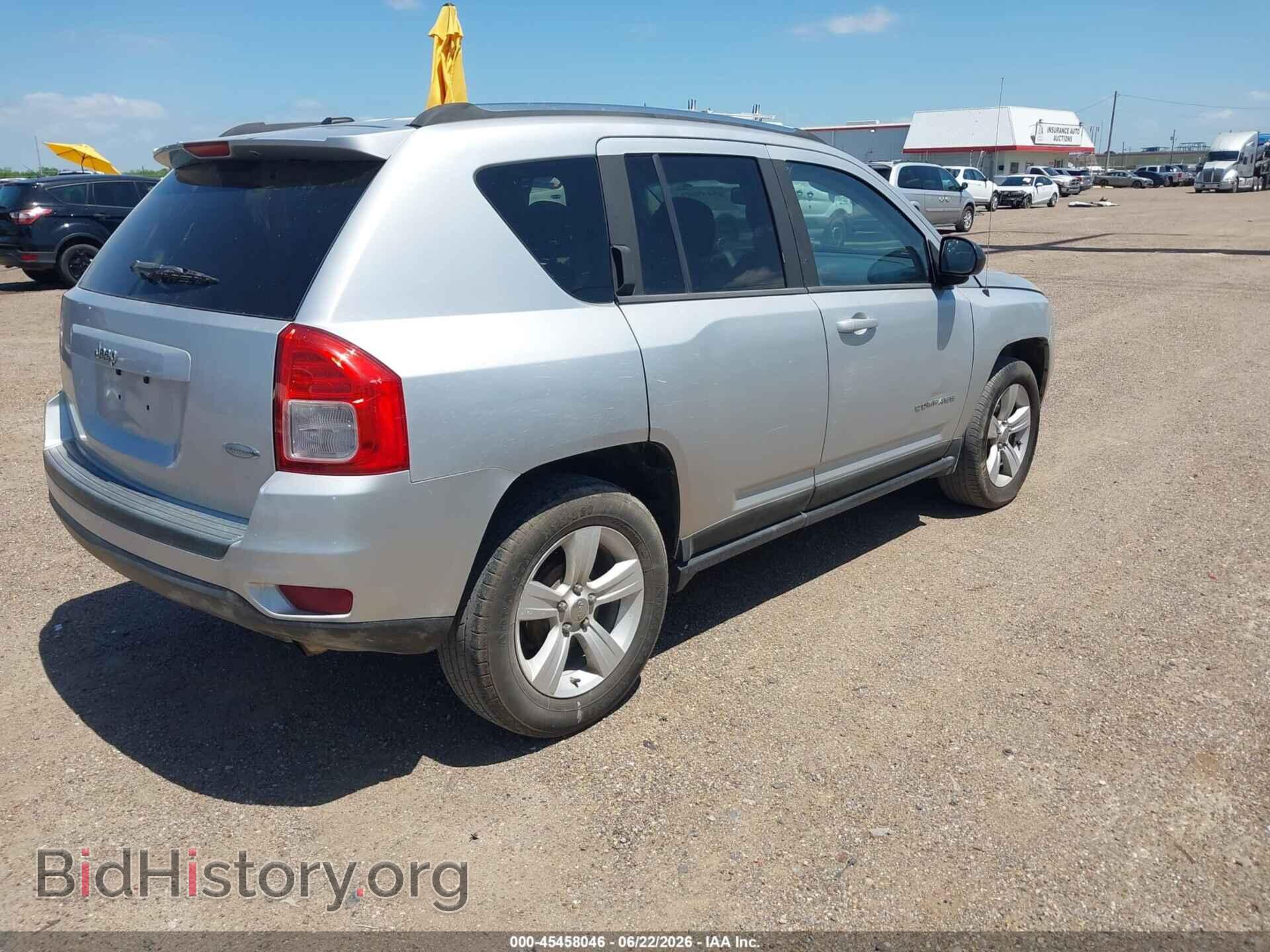 2011 JEEP COMPASS - VIN: 1J4NT1FB2BD195651 - Photo 4