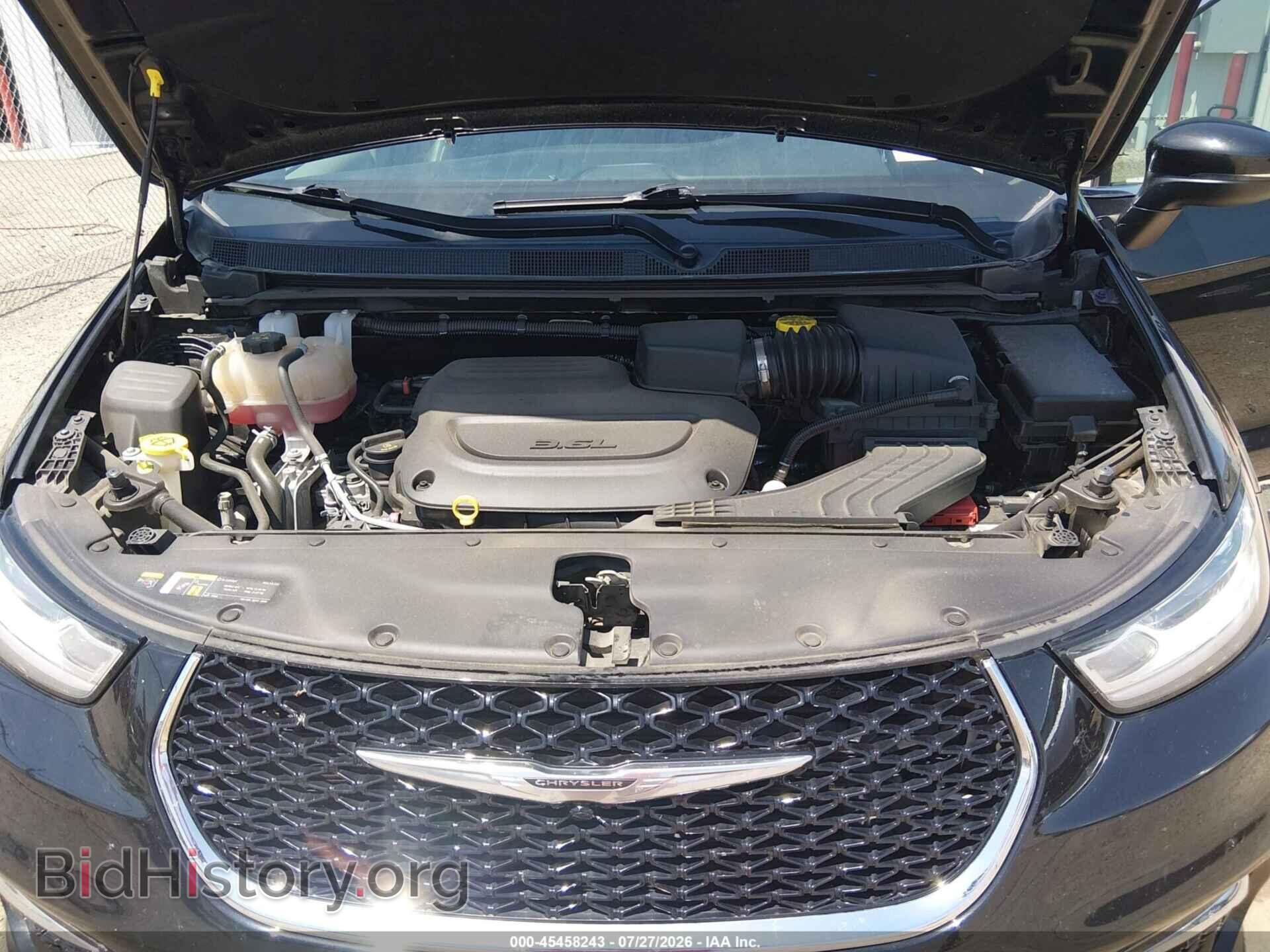 2023 CHRYSLER PACIFICA - VIN: 2C4RC1BG7PR573993 - Photo 10