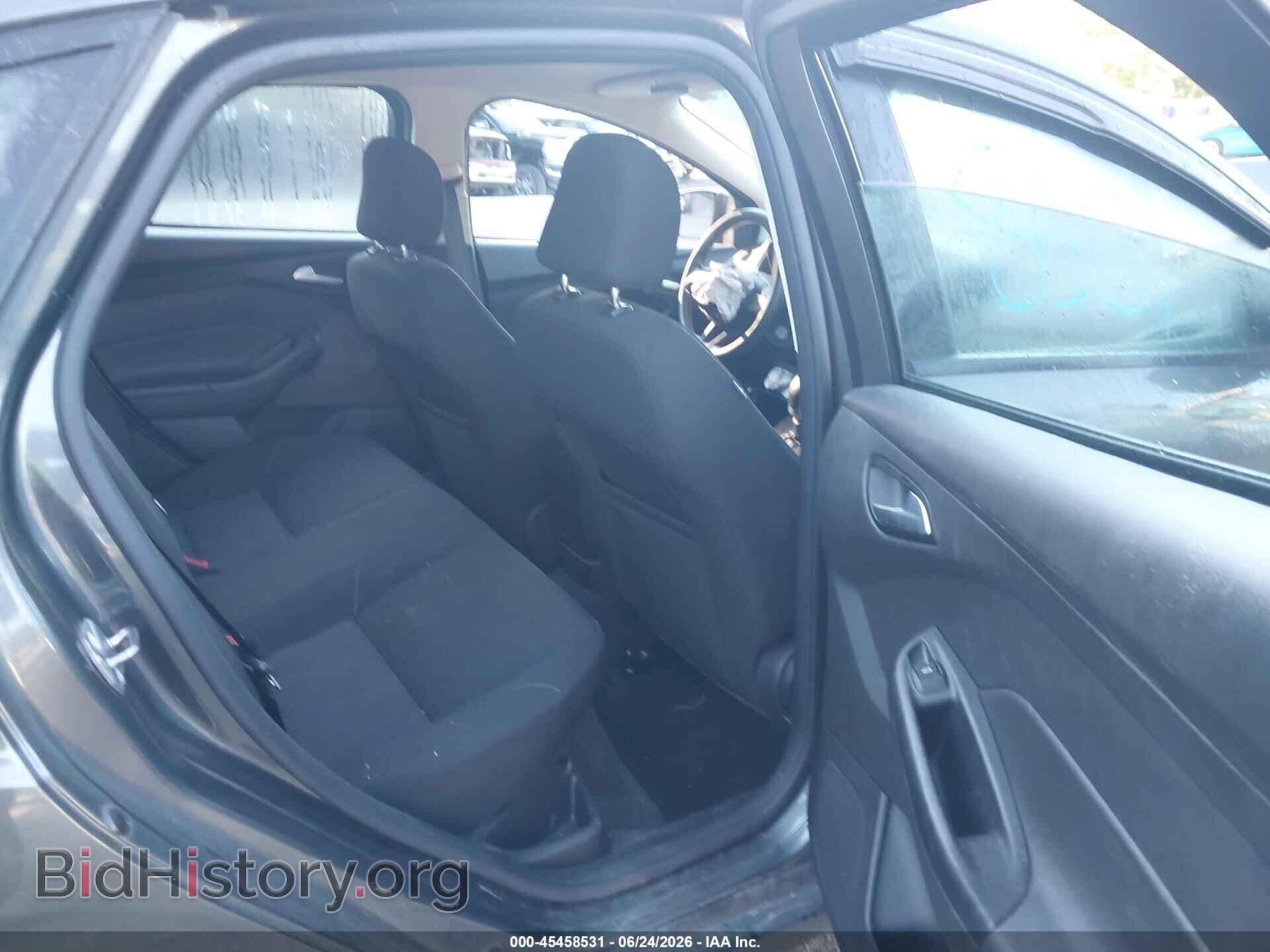 2017 FORD FOCUS - VIN: 1FADP3F23HL294985 - Photo 8