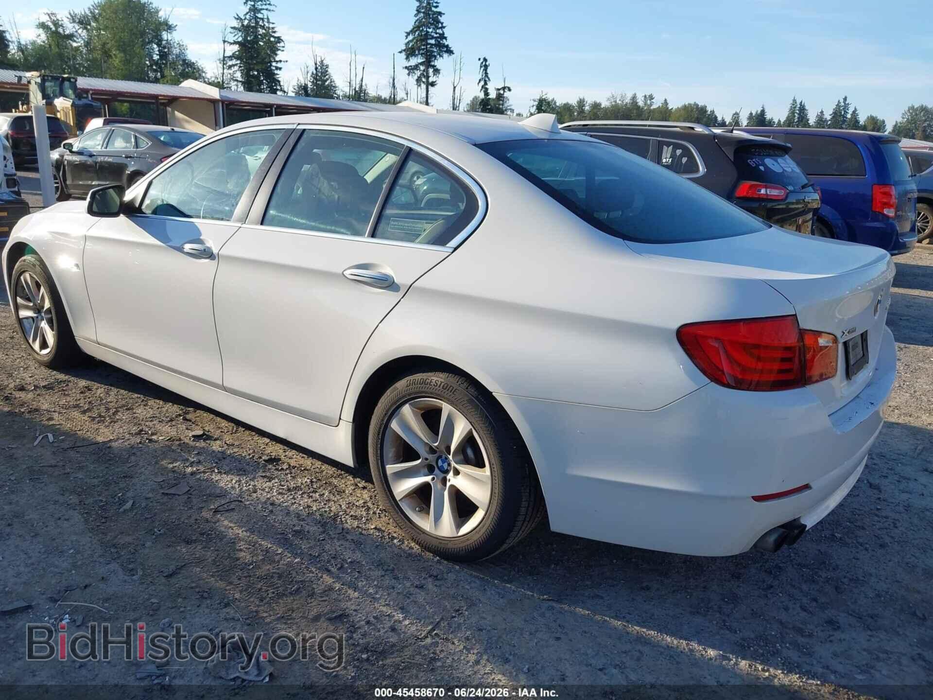 2013 BMW 528I - VIN: WBAXH5C54DDW11933 - Фото 3