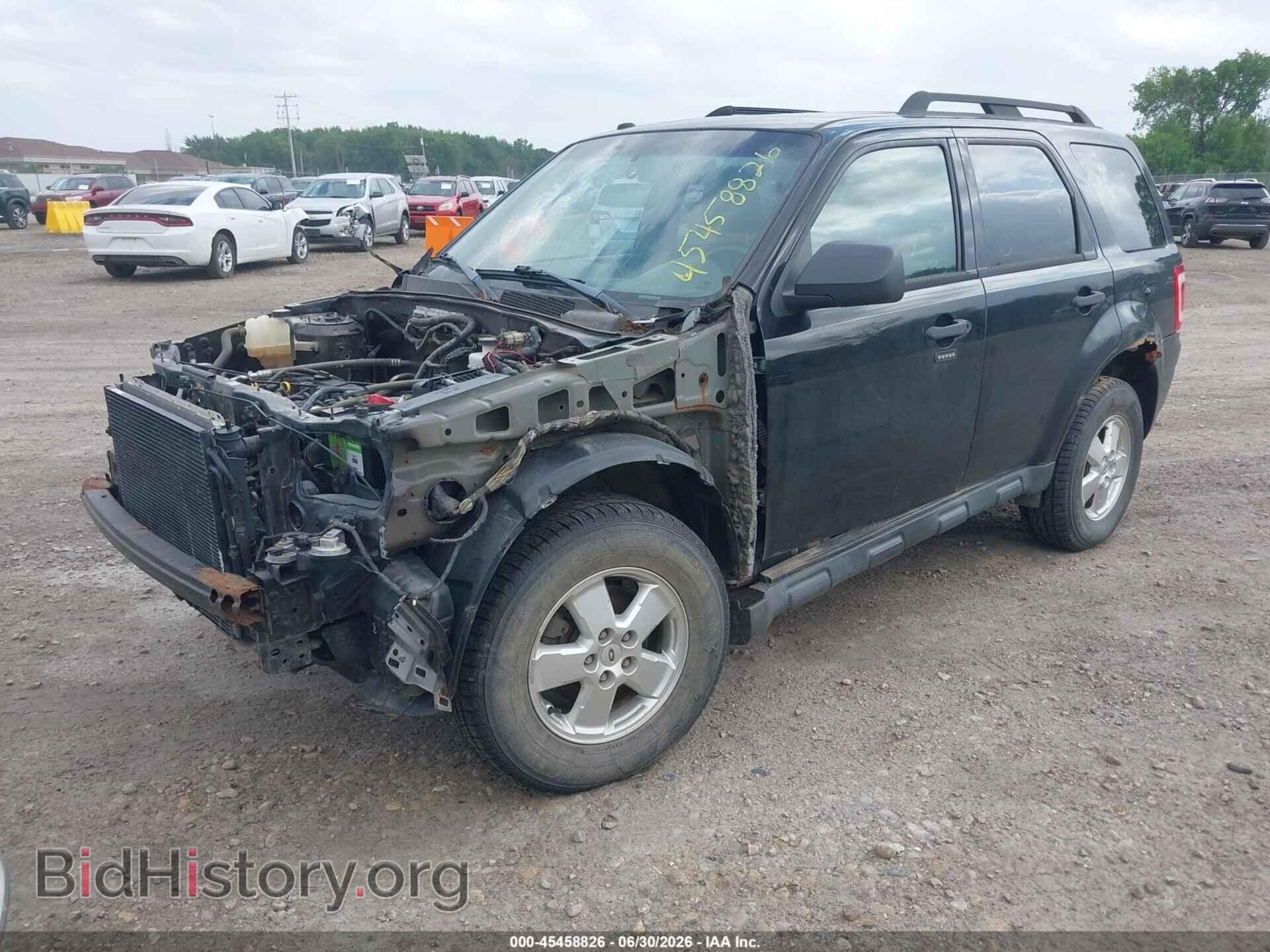 2011 FORD ESCAPE - VIN: 1FMCU9D78BKA26118 - Фото 2
