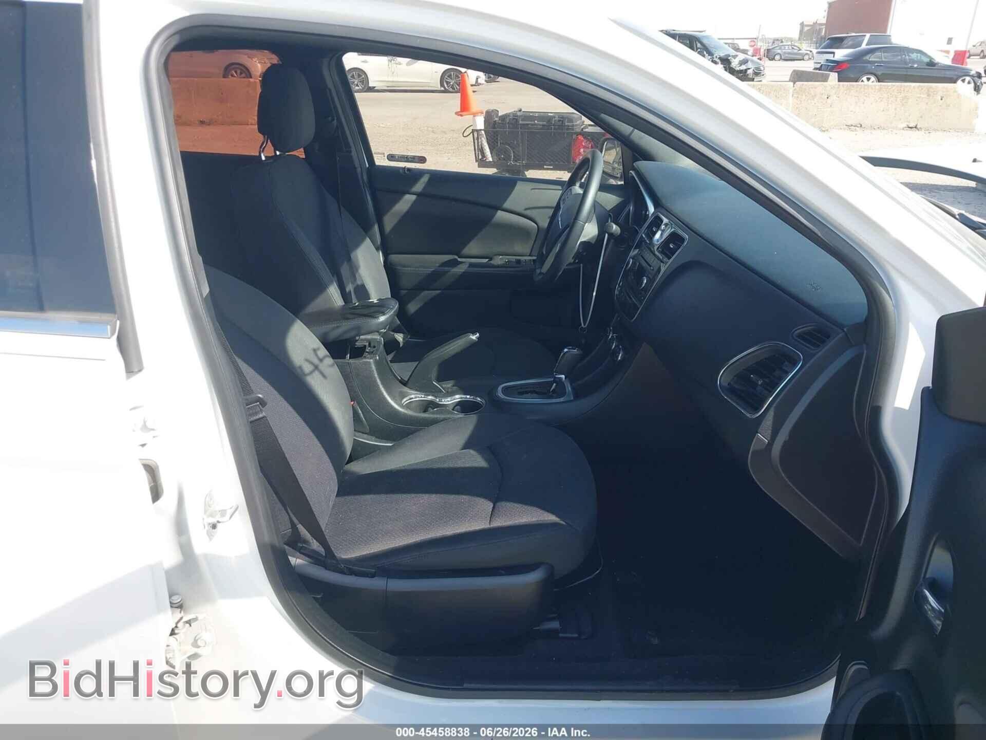 2013 CHRYSLER 200 - VIN: 1C3CCBBB6DN629208 - Photo 5