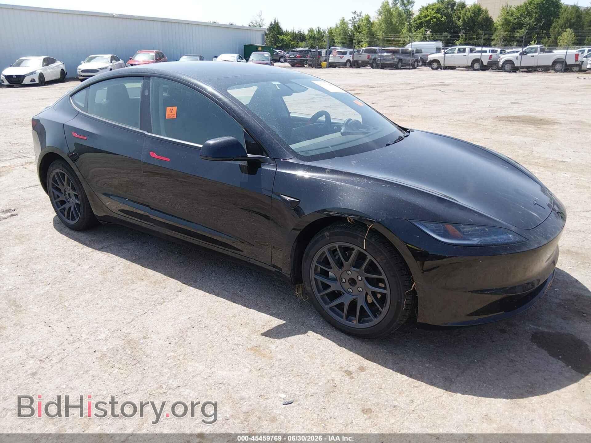 Photo 5YJ3E1EA3TF126588 - TESLA MODEL 3 2026