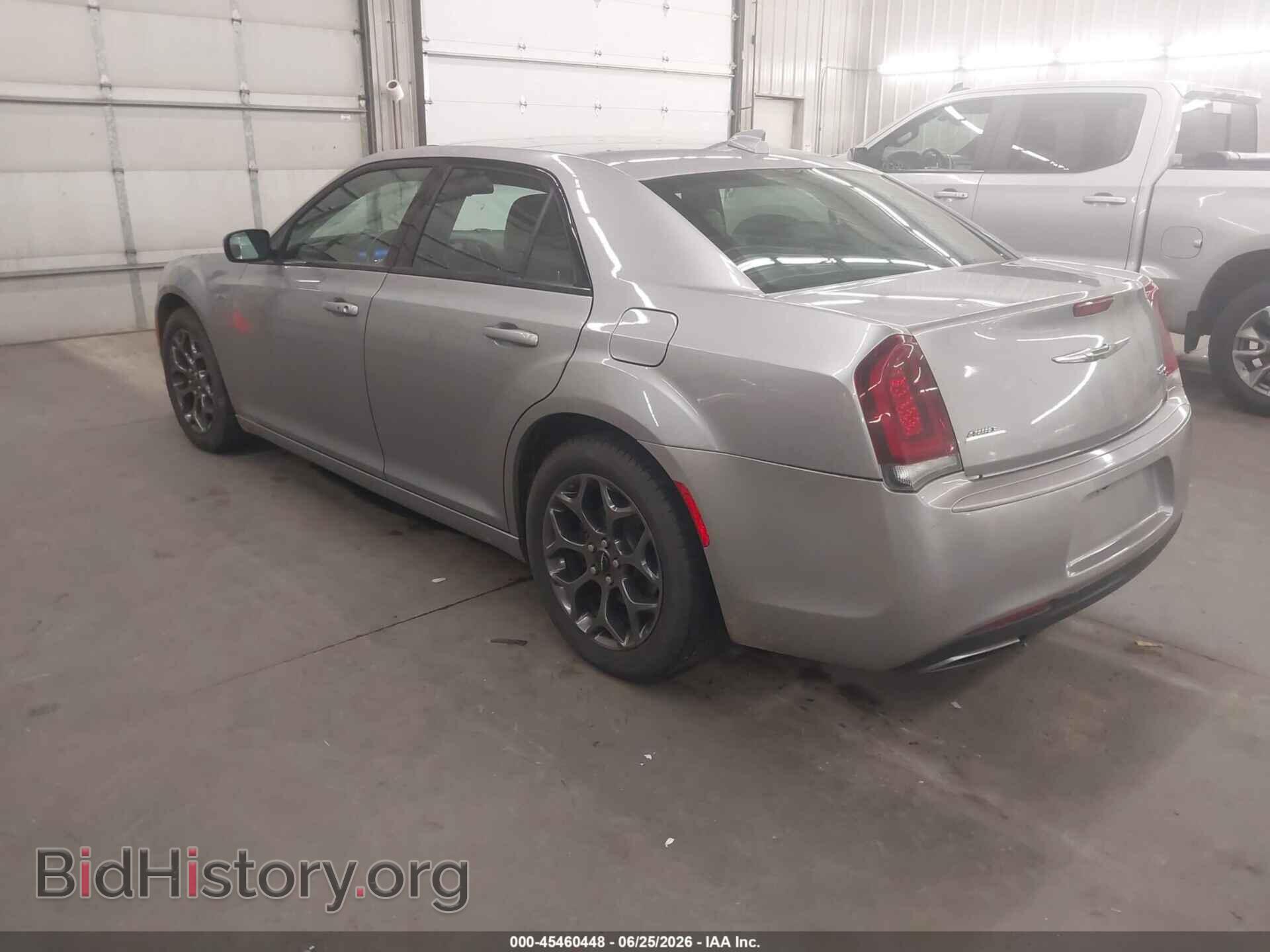 2018 CHRYSLER 300 - VIN: 2C3CCAGG2JH226524 - Photo 3