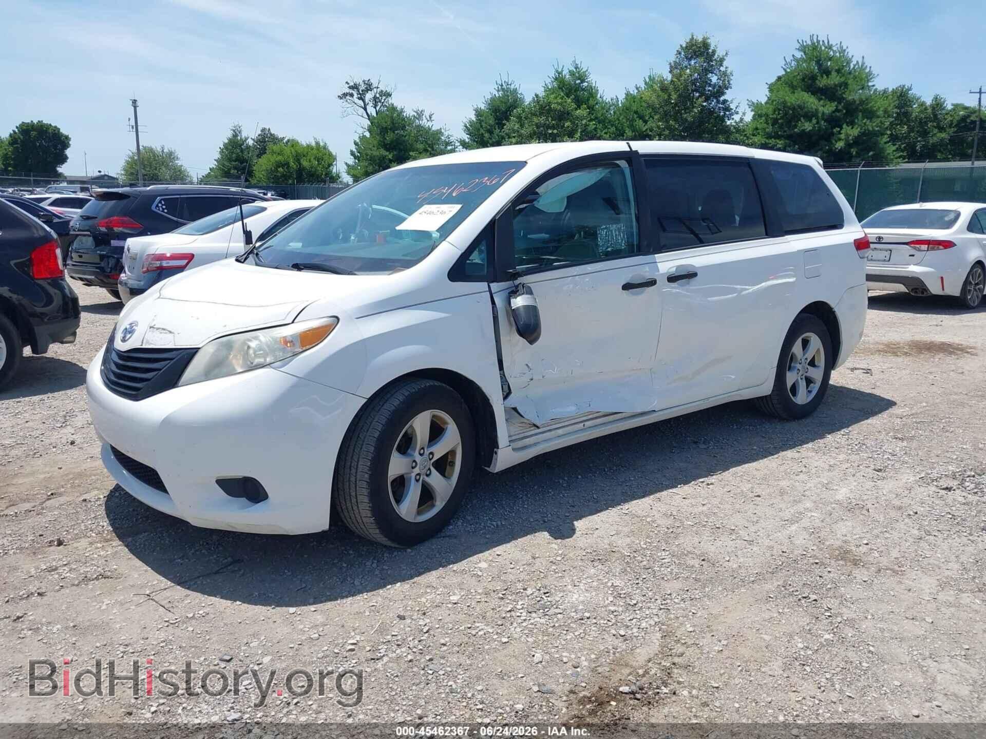 2012 TOYOTA SIENNA - VIN: 5TDZK3DC8CS178876 - Фото 2