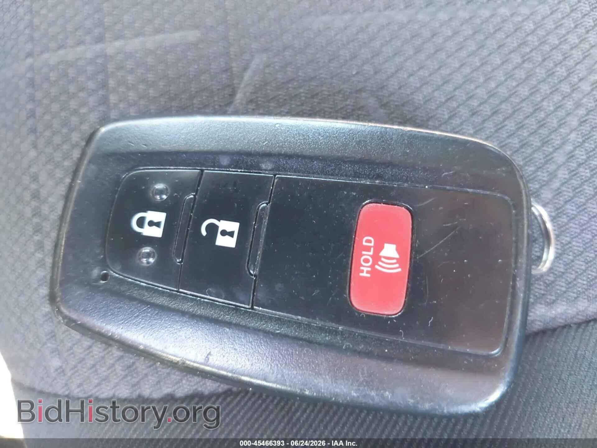 2019 TOYOTA RAV4 - VIN: JTMP1RFV4KD033775 - Фото 11
