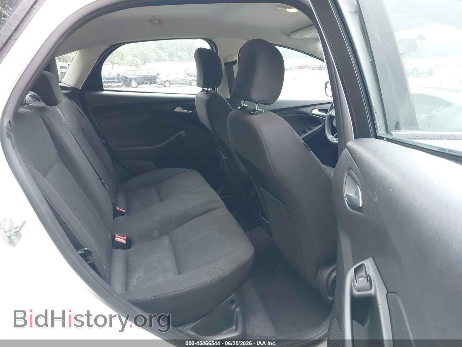 2015 FORD FOCUS - VIN: 1FADP3F20FL204141 - Фото 8