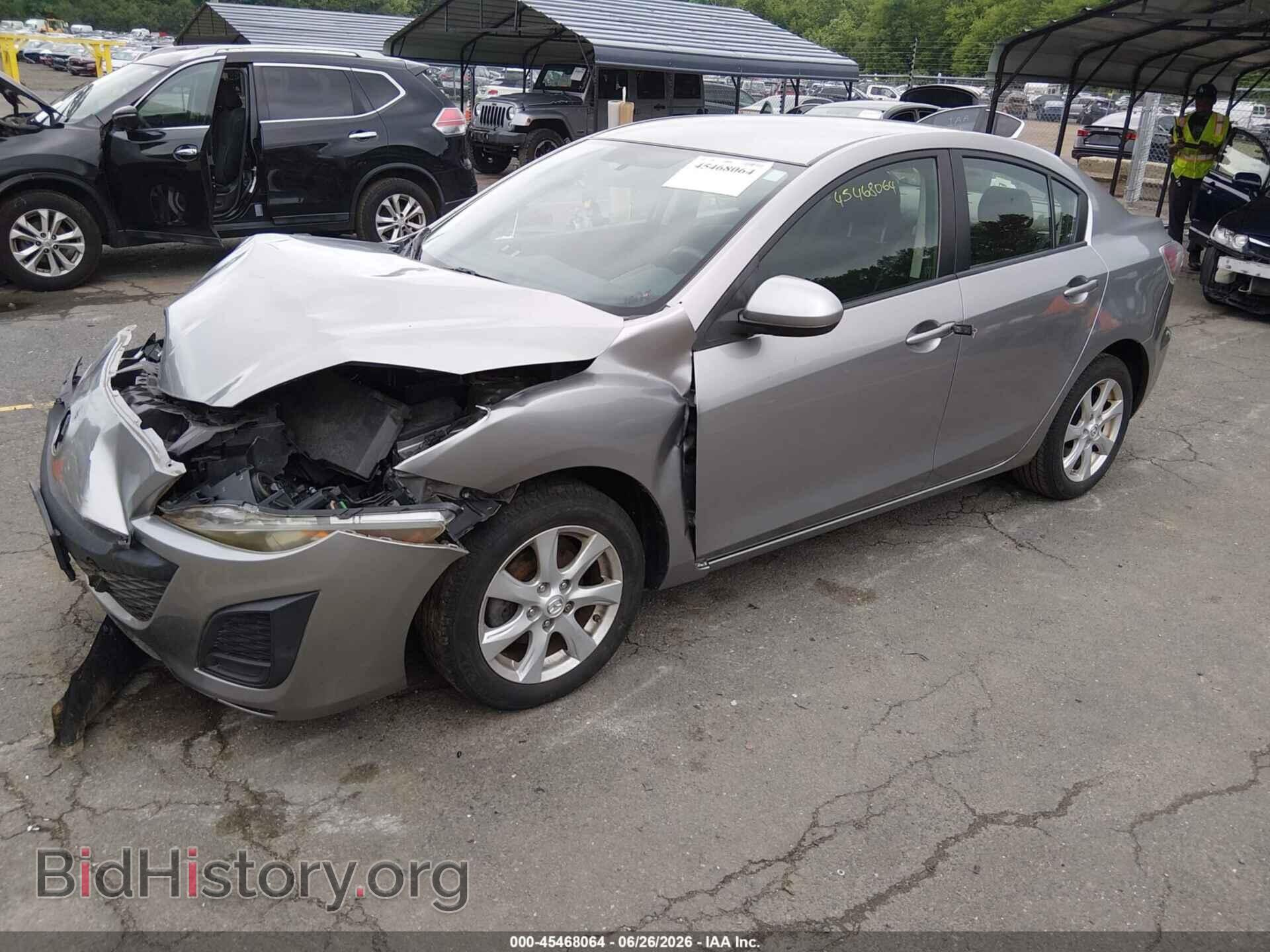 2011 MAZDA MAZDA3 - VIN: JM1BL1VG4B1406971 - Фото 2
