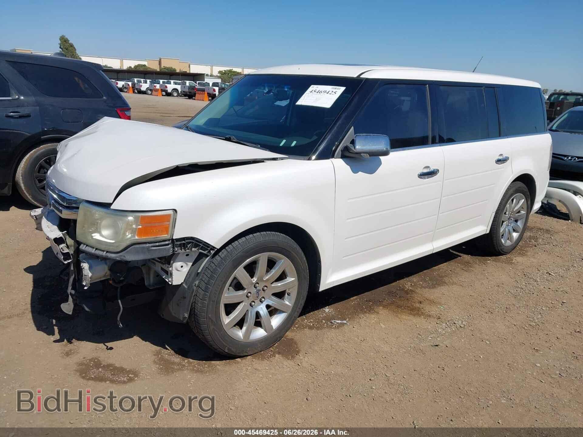 2011 FORD FLEX - VIN: 2FMGK5DC6BBD14517 - Photo 2