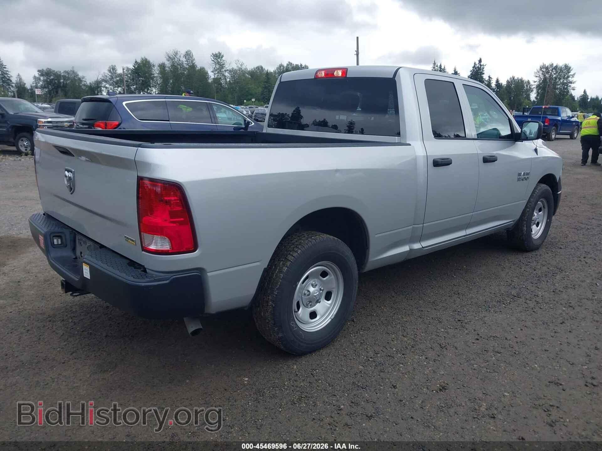 2018 RAM 1500 - VIN: 1C6RR6FG3JS322262 - Фото 4