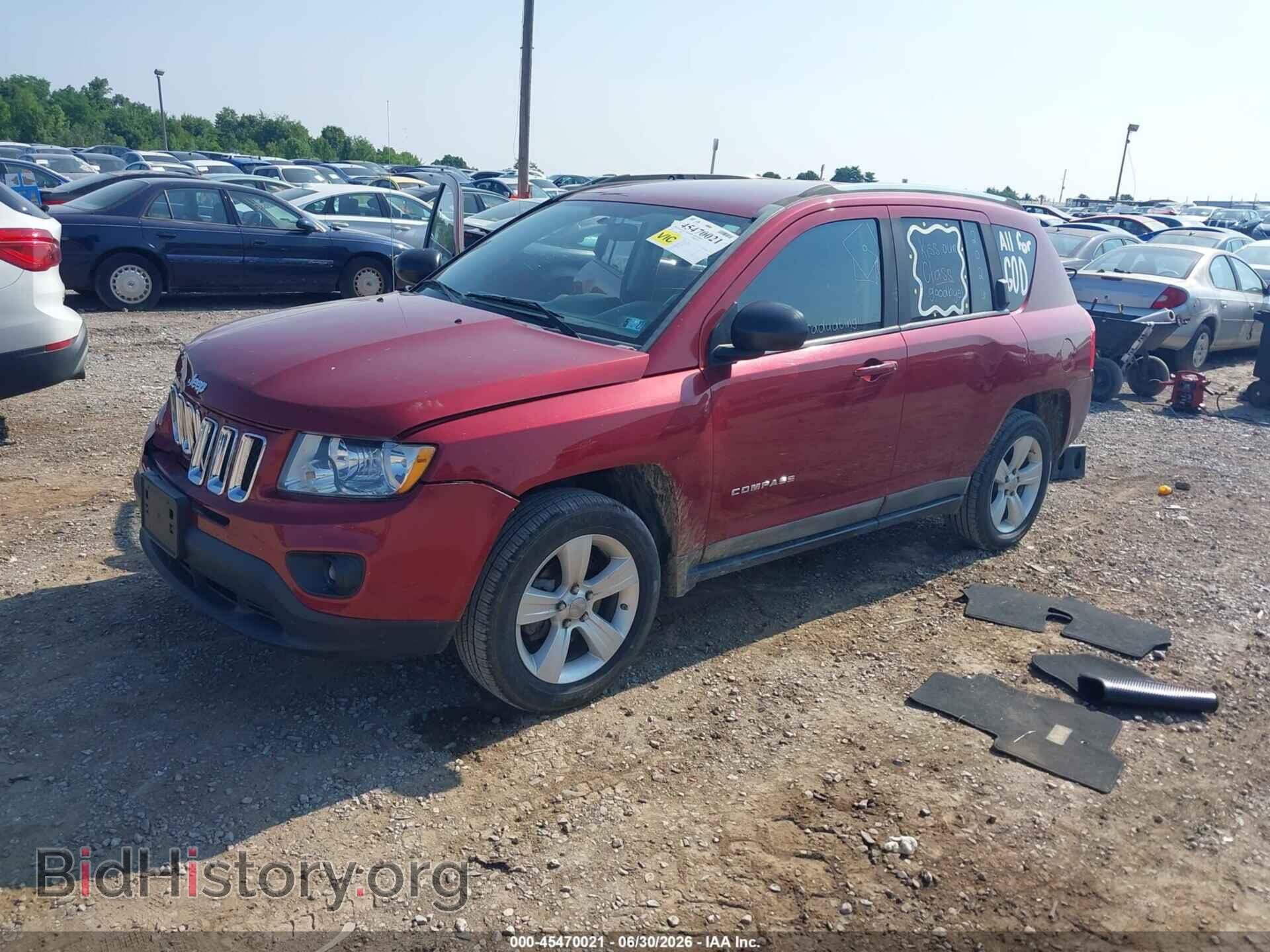 2011 JEEP COMPASS - VIN: 1J4NF1FB9BD135602 - Photo 2
