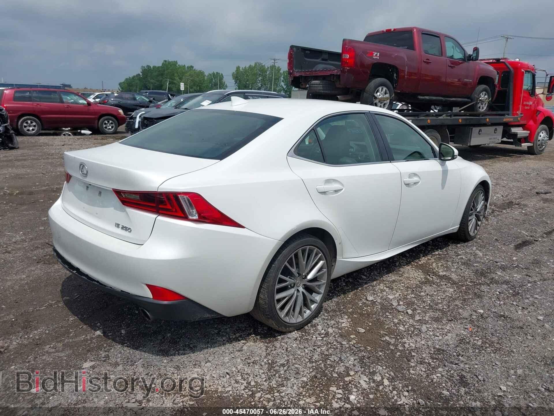 2014 LEXUS IS 250 - VIN: JTHBF1D28E5040103 - Photo 4
