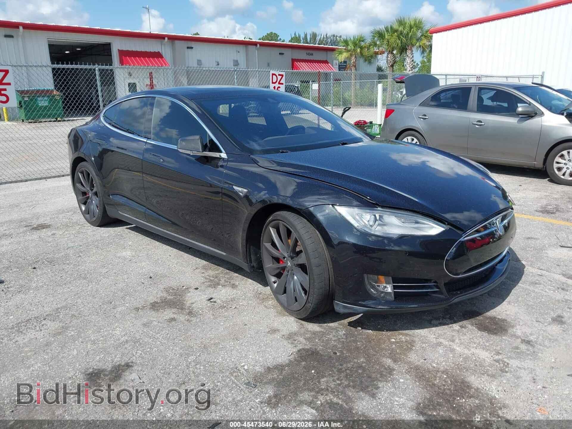 Фотография 5YJSA1H44FF097720 - TESLA MODEL S 2015