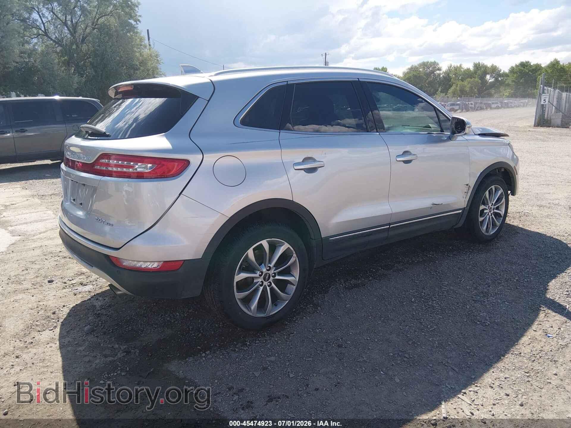 2017 LINCOLN MKC - VIN: 5LMCJ2D98HUL71032 - Photo 4