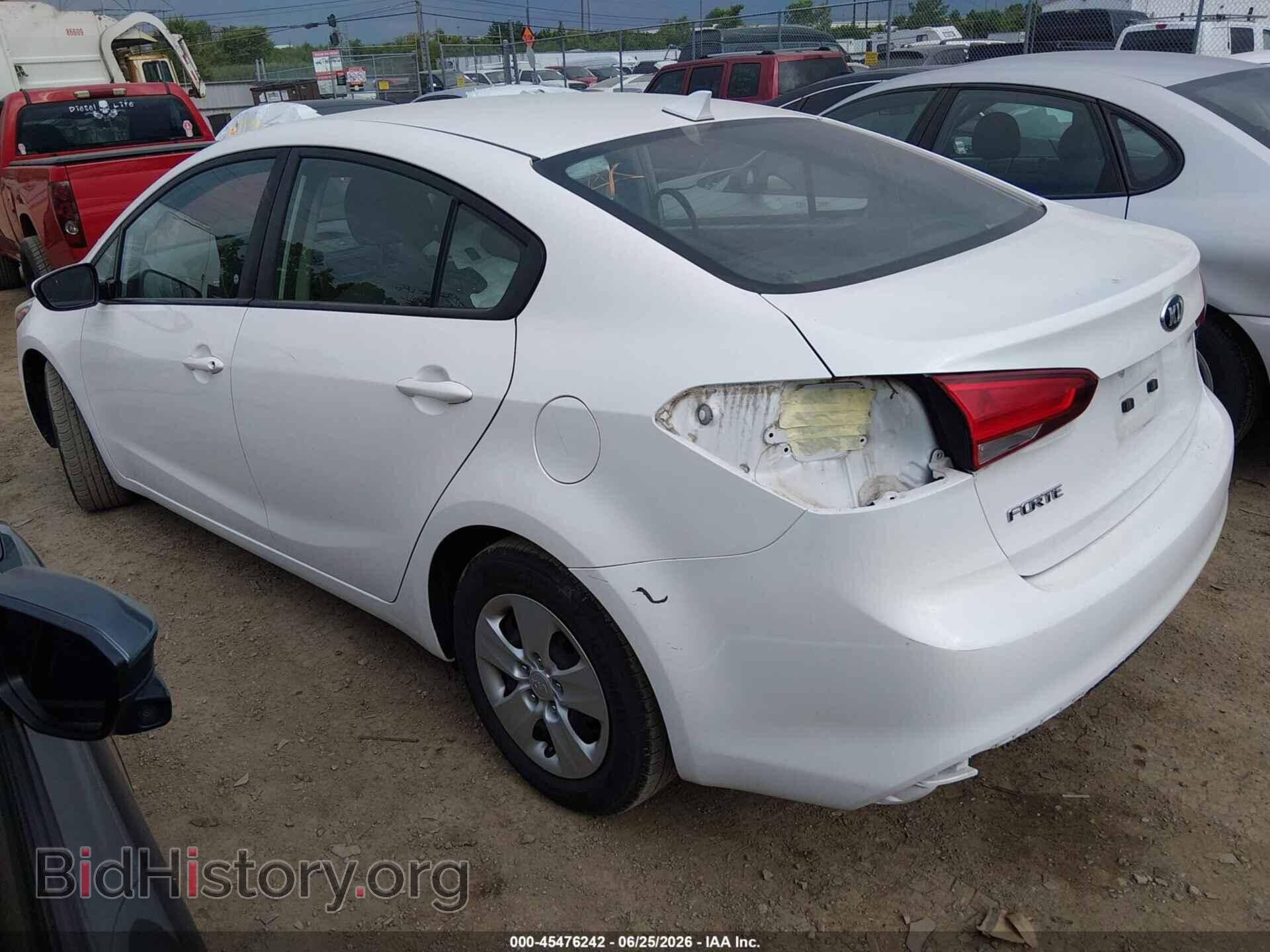 2017 KIA FORTE - VIN: 3KPFL4A78HE057599 - Photo 3