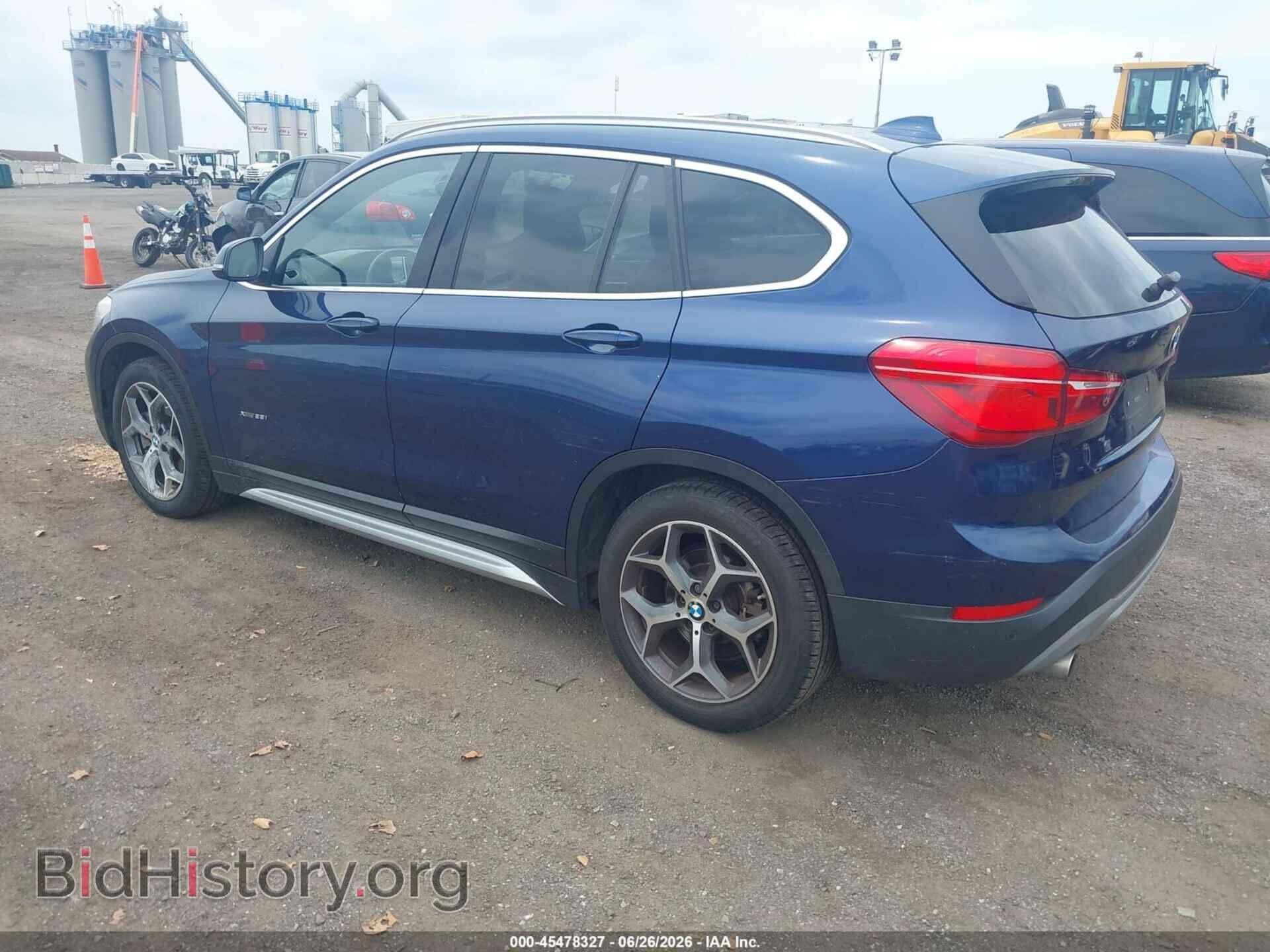 2017 BMW X1 - VIN: WBXHT3C36H5F80358 - Фото 3
