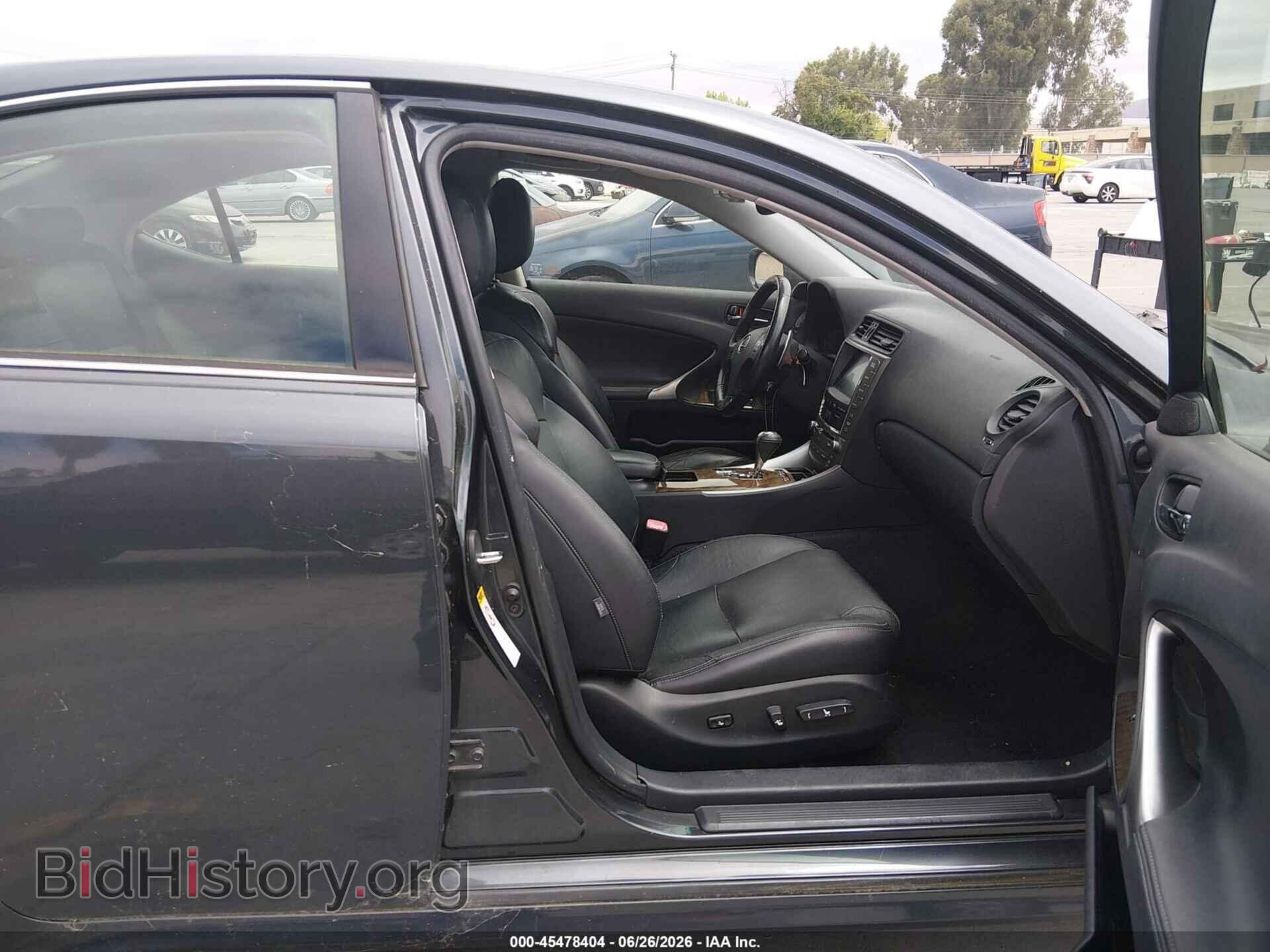 2010 LEXUS IS 350 - VIN: JTHBE5C27A2017578 - Photo 5