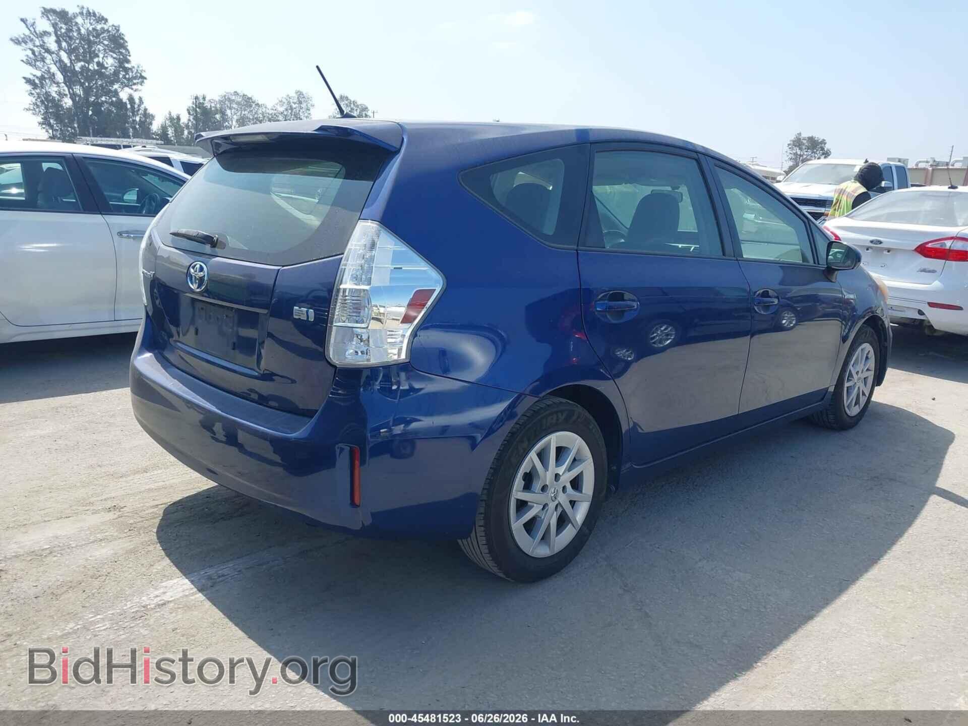 2014 TOYOTA PRIUS V - VIN: JTDZN3EU8E3290547 - Фото 4