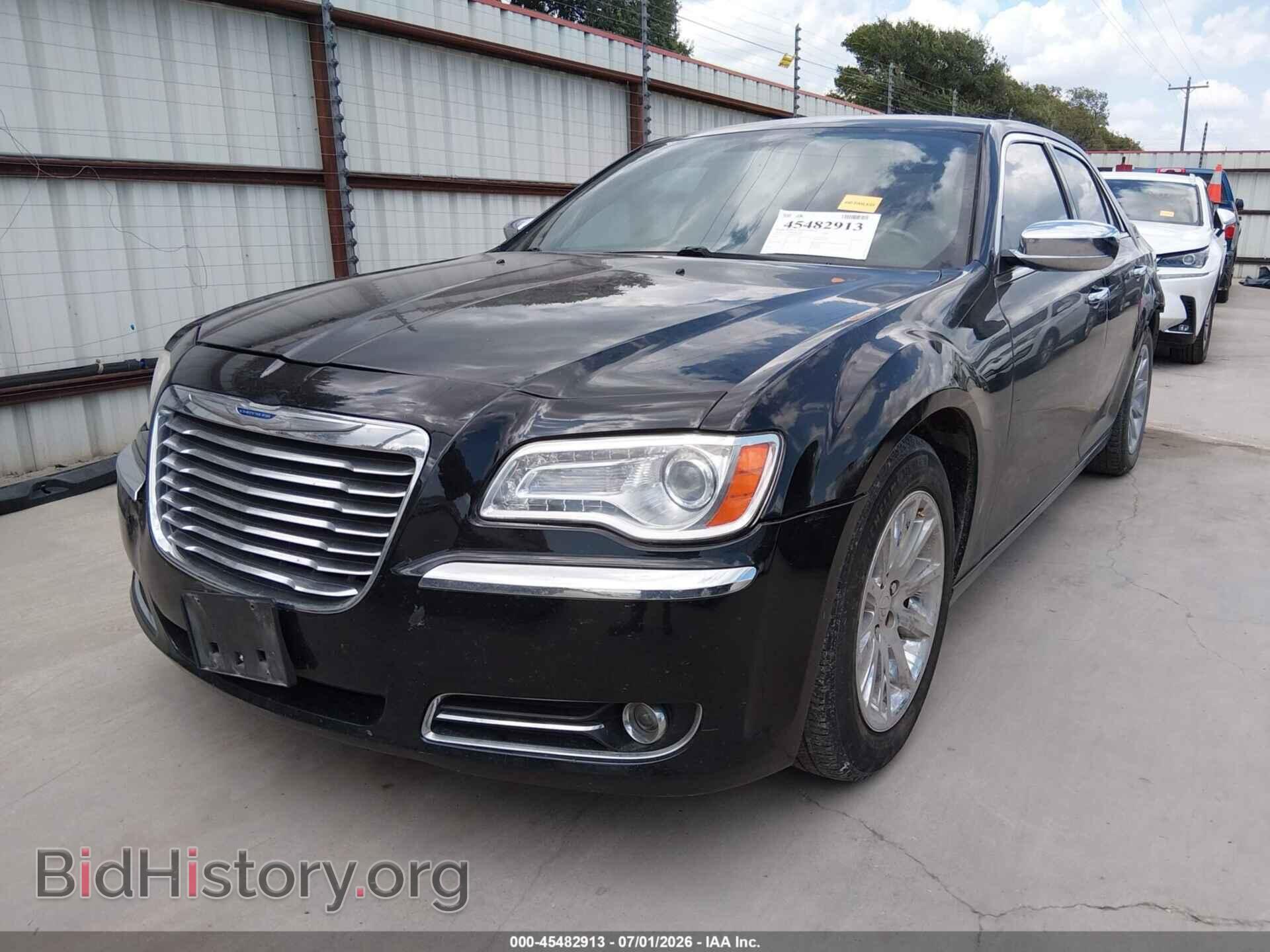2014 CHRYSLER 300C - VIN: 2C3CCAEG9EH379751 - Фото 2