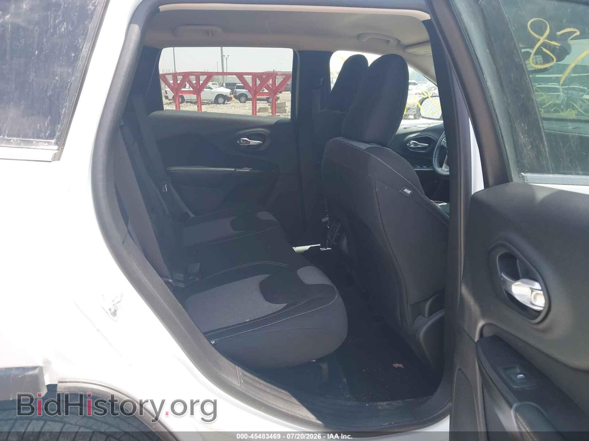 2014 JEEP CHEROKEE - VIN: 1C4PJMCB4EW200707 - Photo 8